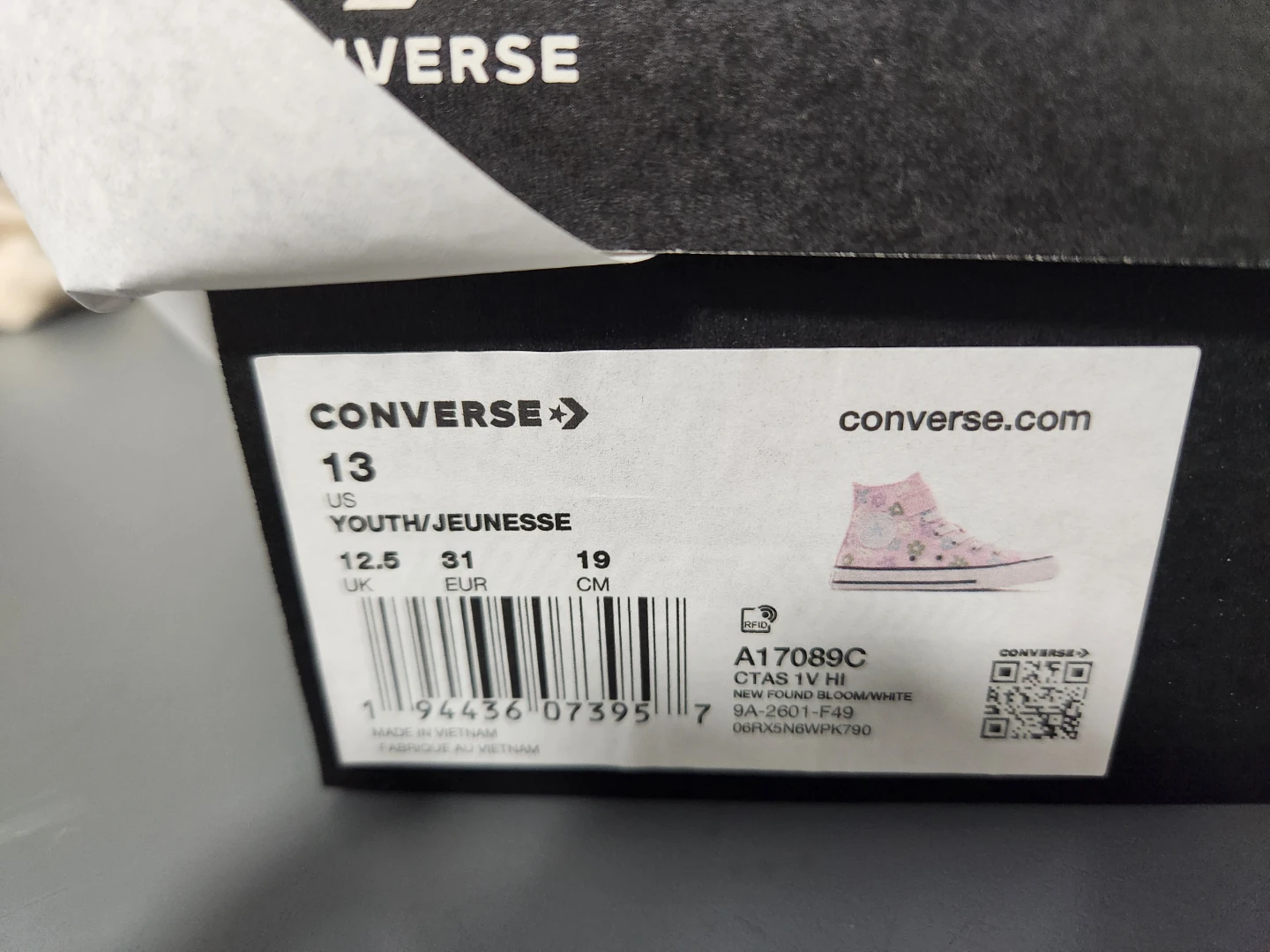 Converse Youth Pink Floral High Top Sneakers Size 13 - photo 4