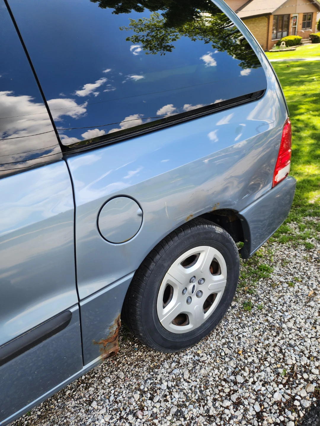 Ford Freestar Minivan - photo 2