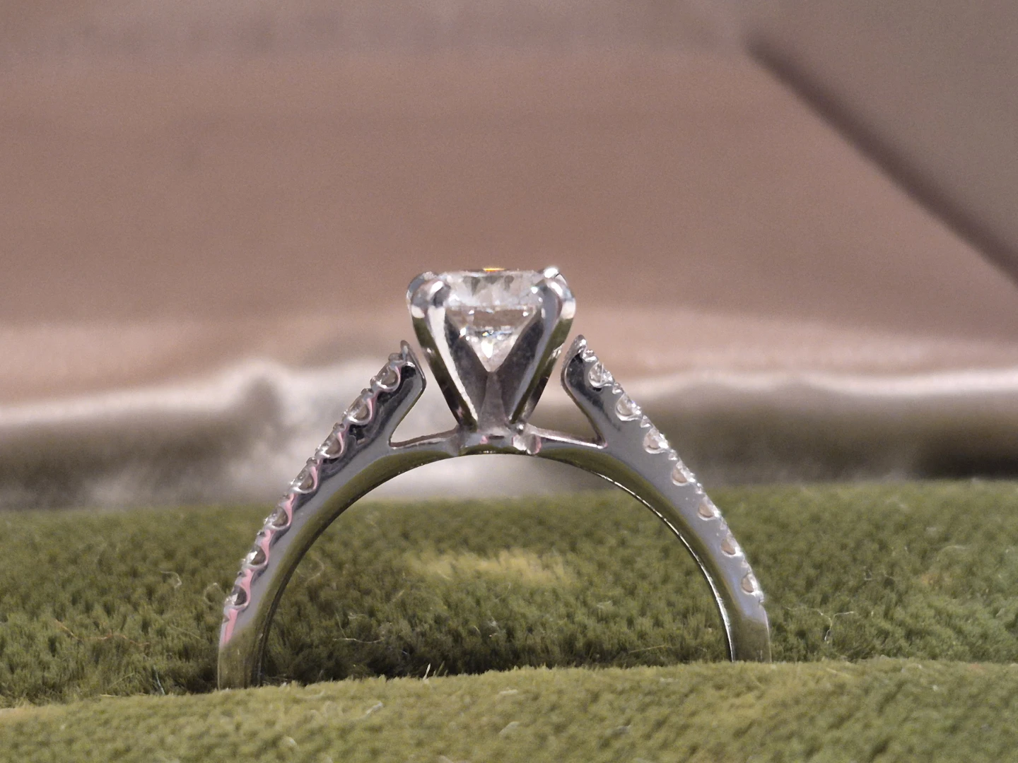 Diamond Engagement Ring - 0.73TCW - White Gold - photo 4