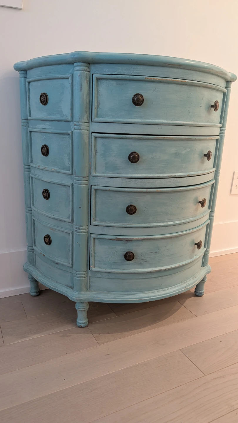 30" Blue Bow-Front Chest of Drawers – Vintage/Condo Sized - photo 3