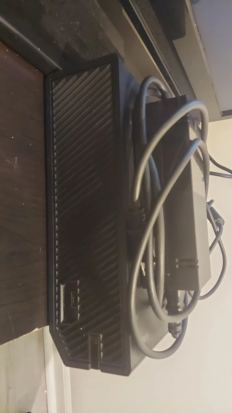 Xbox One 1TB Console with Controller and Power Brick - photo 2