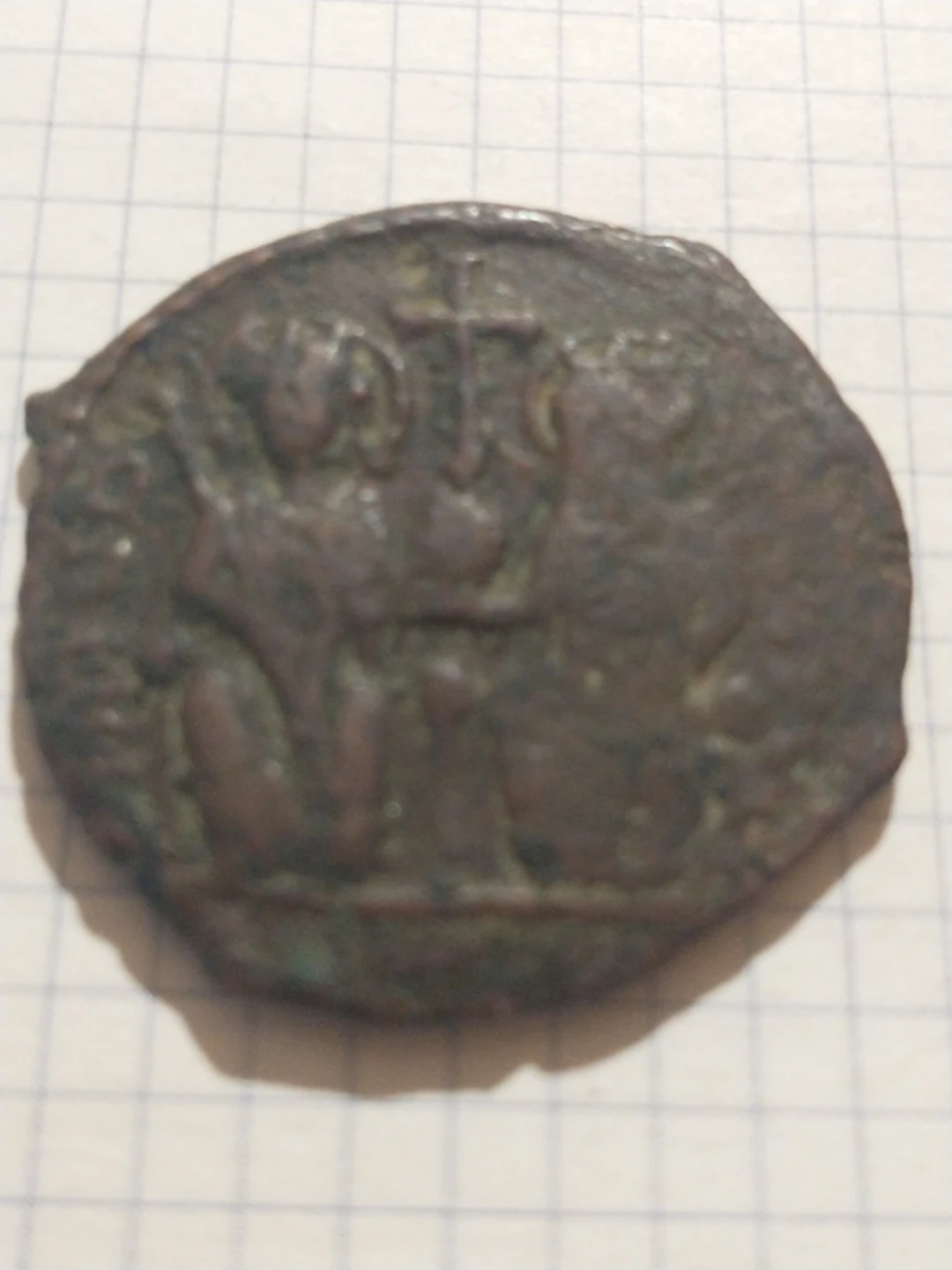Vintage Coin with Historical Figures - photo 2