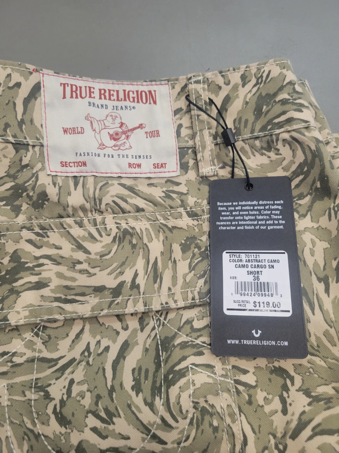 True Religion Abstract Camo Cargo Shorts Men's Size 36 - photo 2