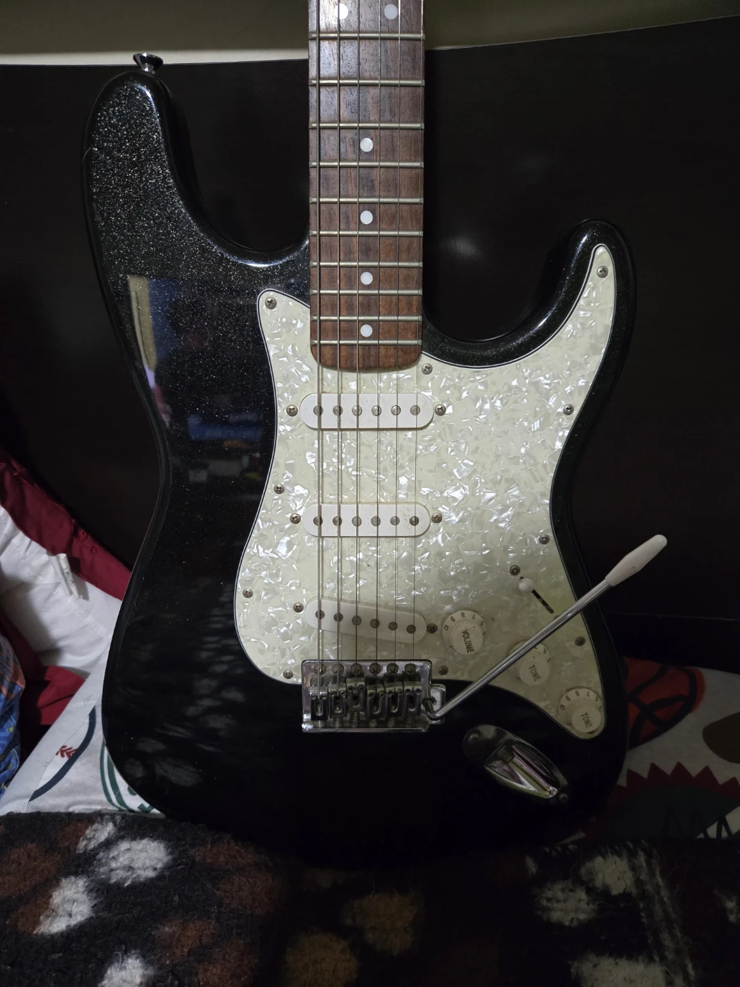 Fender Squier Stratocaster Electric Guitar - photo 2