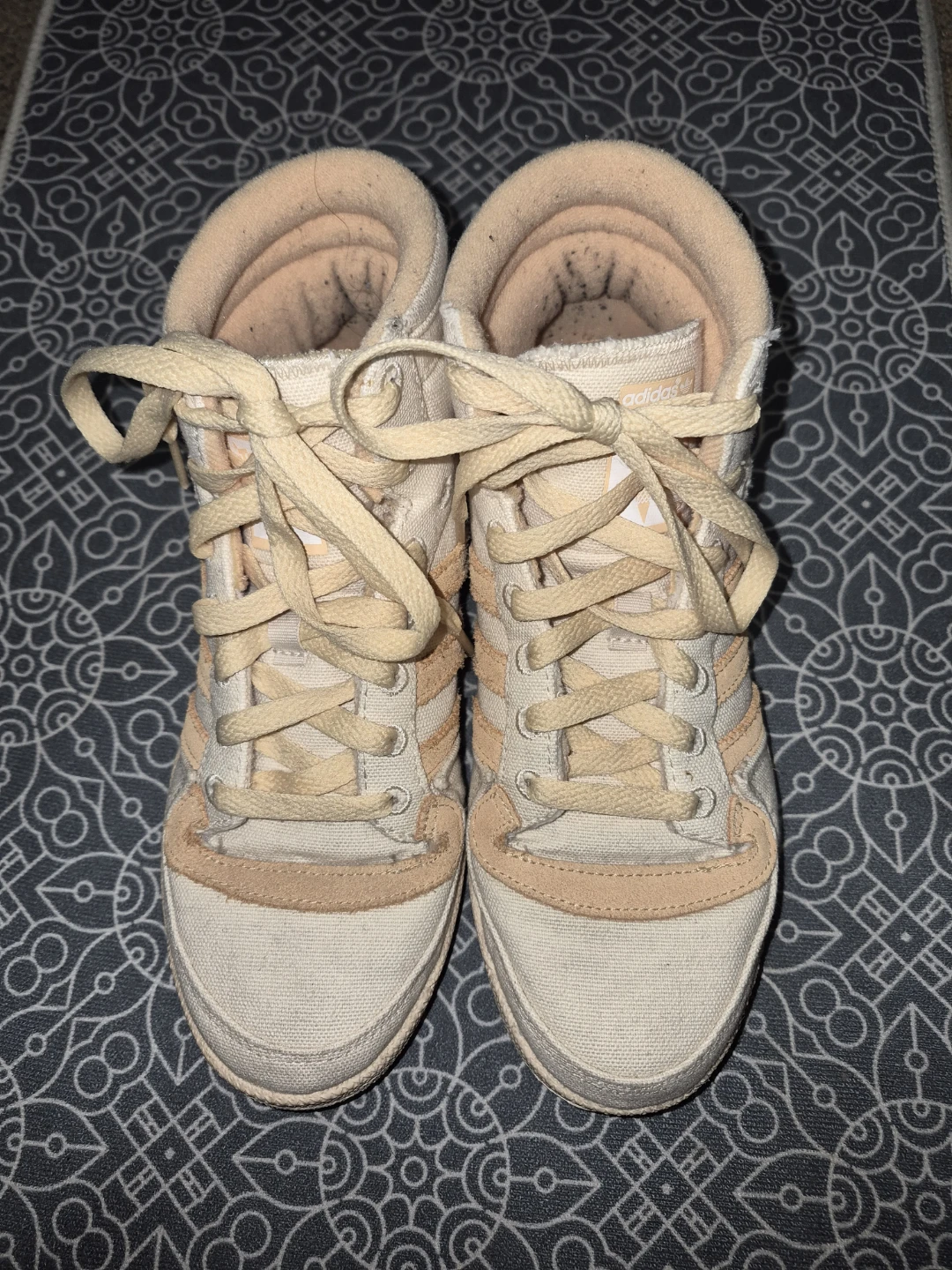 Adidas High-Top Sneakers Cream/Peach Size 6 US