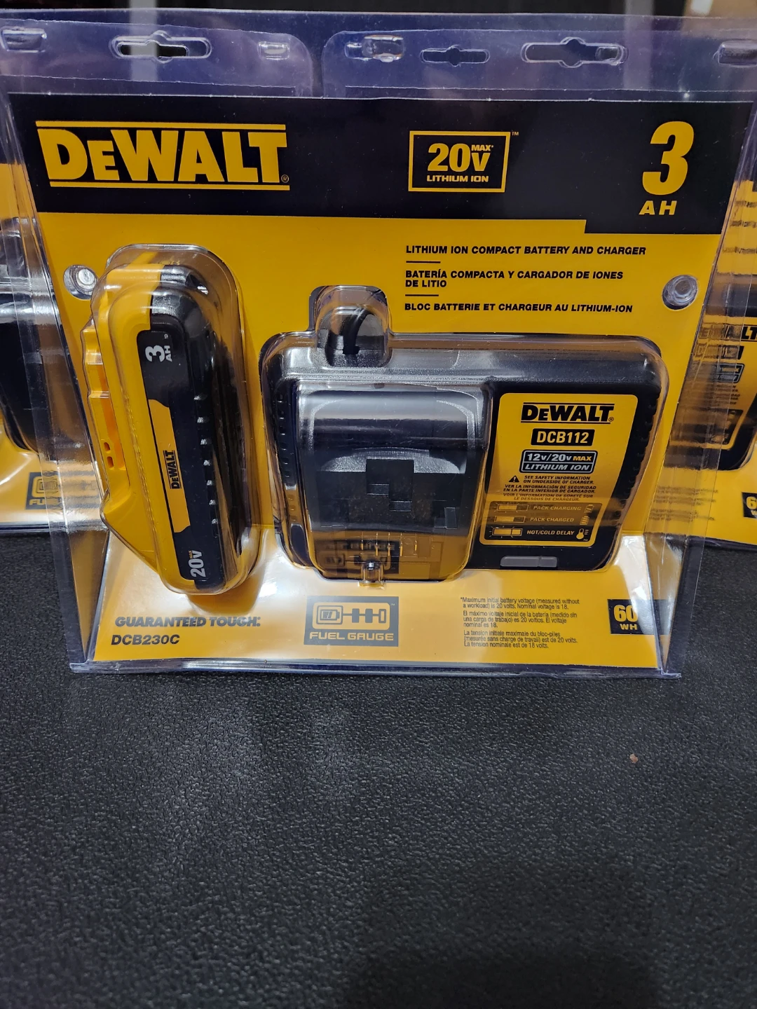 DEWALT 20V MAX Lithium Ion Compact Battery and Charger