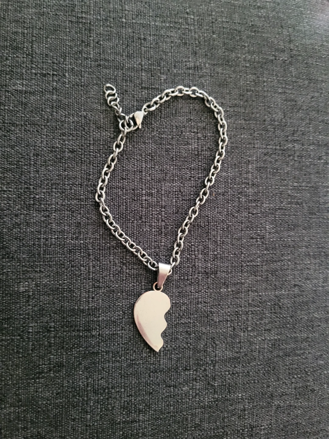 Heart Pendant bracelet for Couples🌱🥕 freecylle