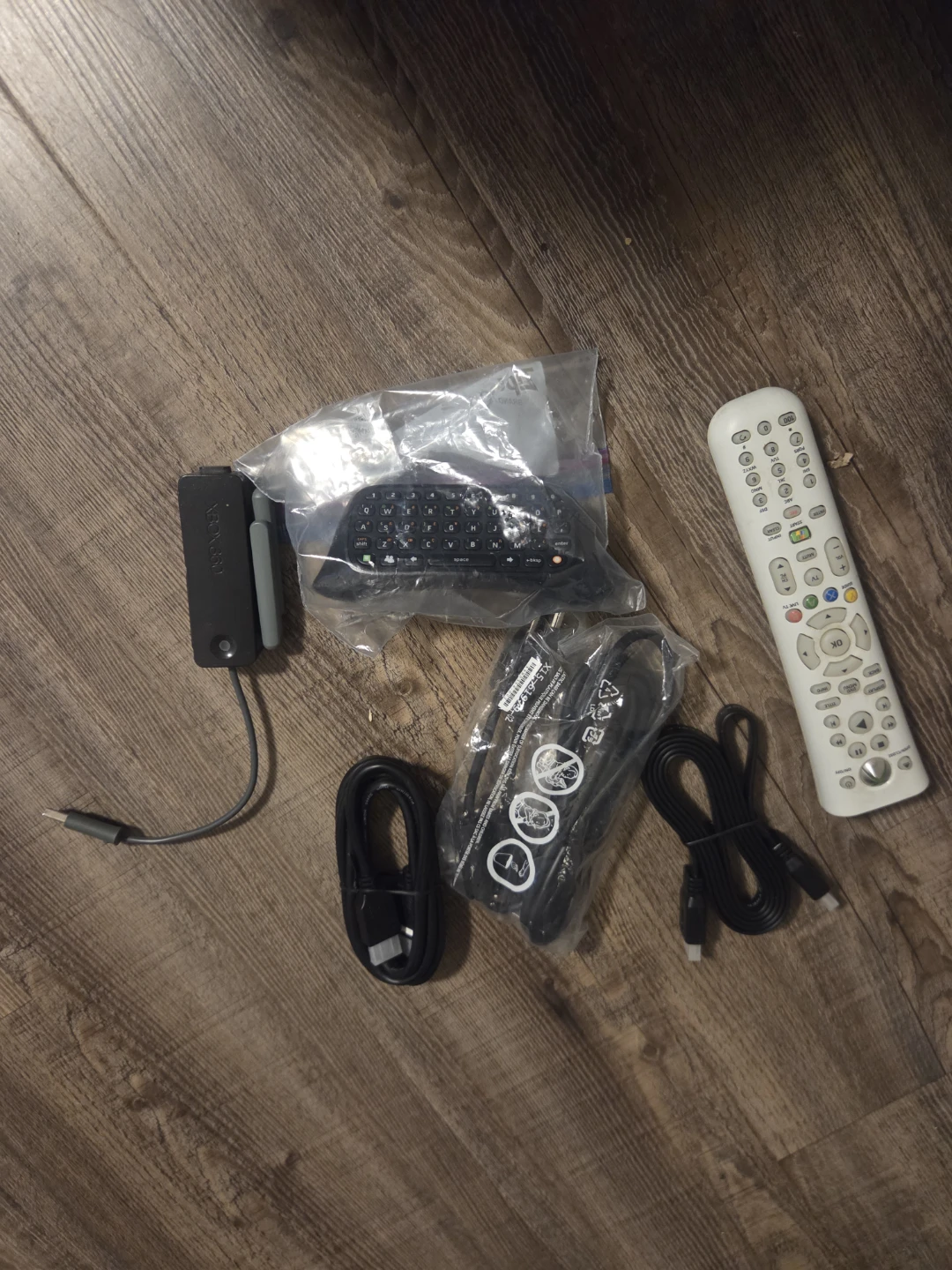 Xbox 360 Media  Remote & Keyboard chatpad