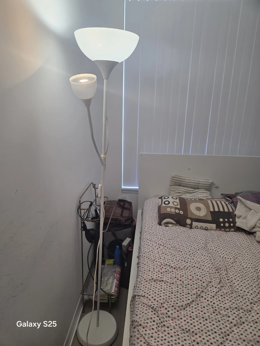 White Dual-Head Floor Lamp - photo 4
