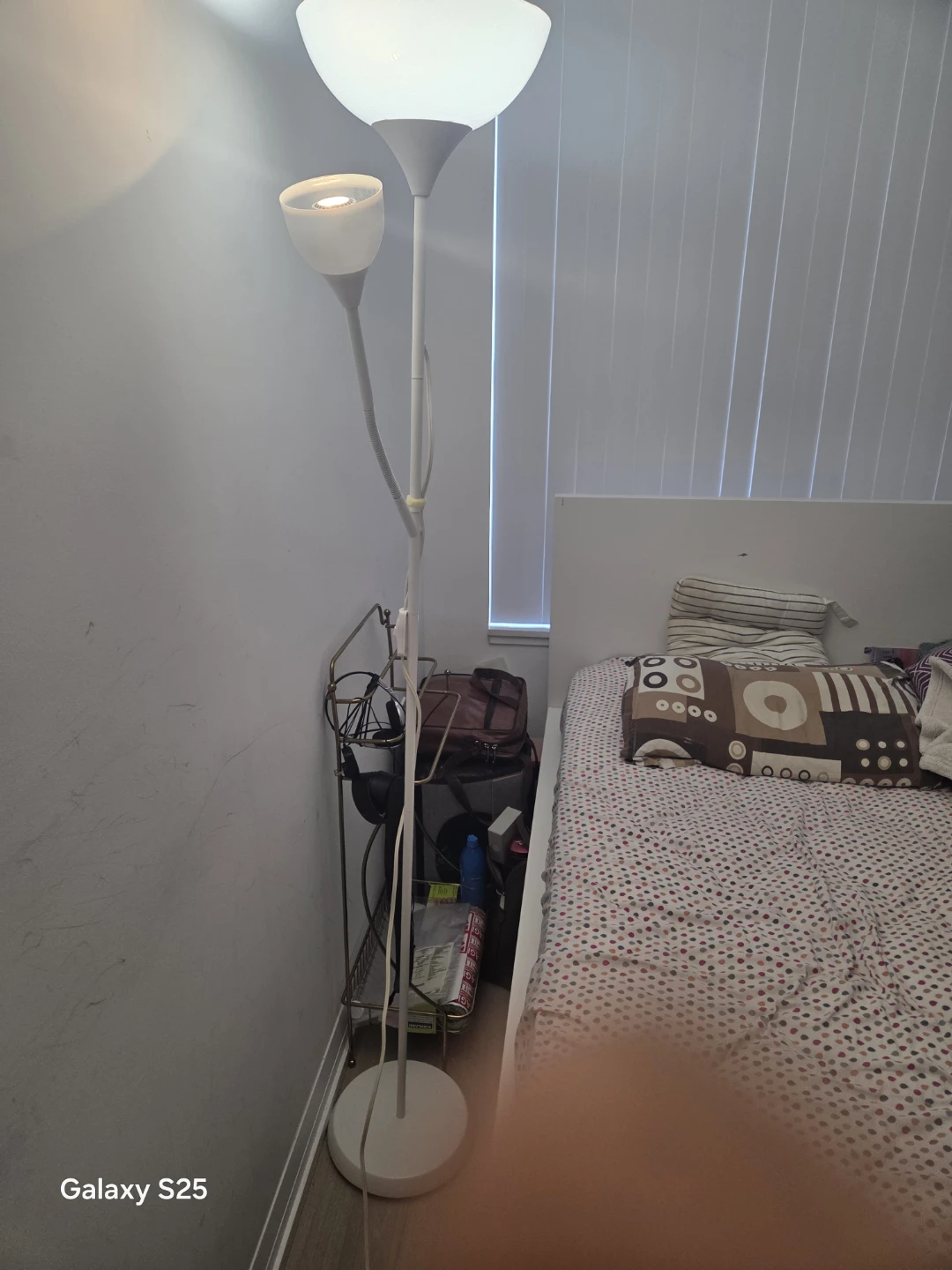 White Dual-Head Floor Lamp - photo 5