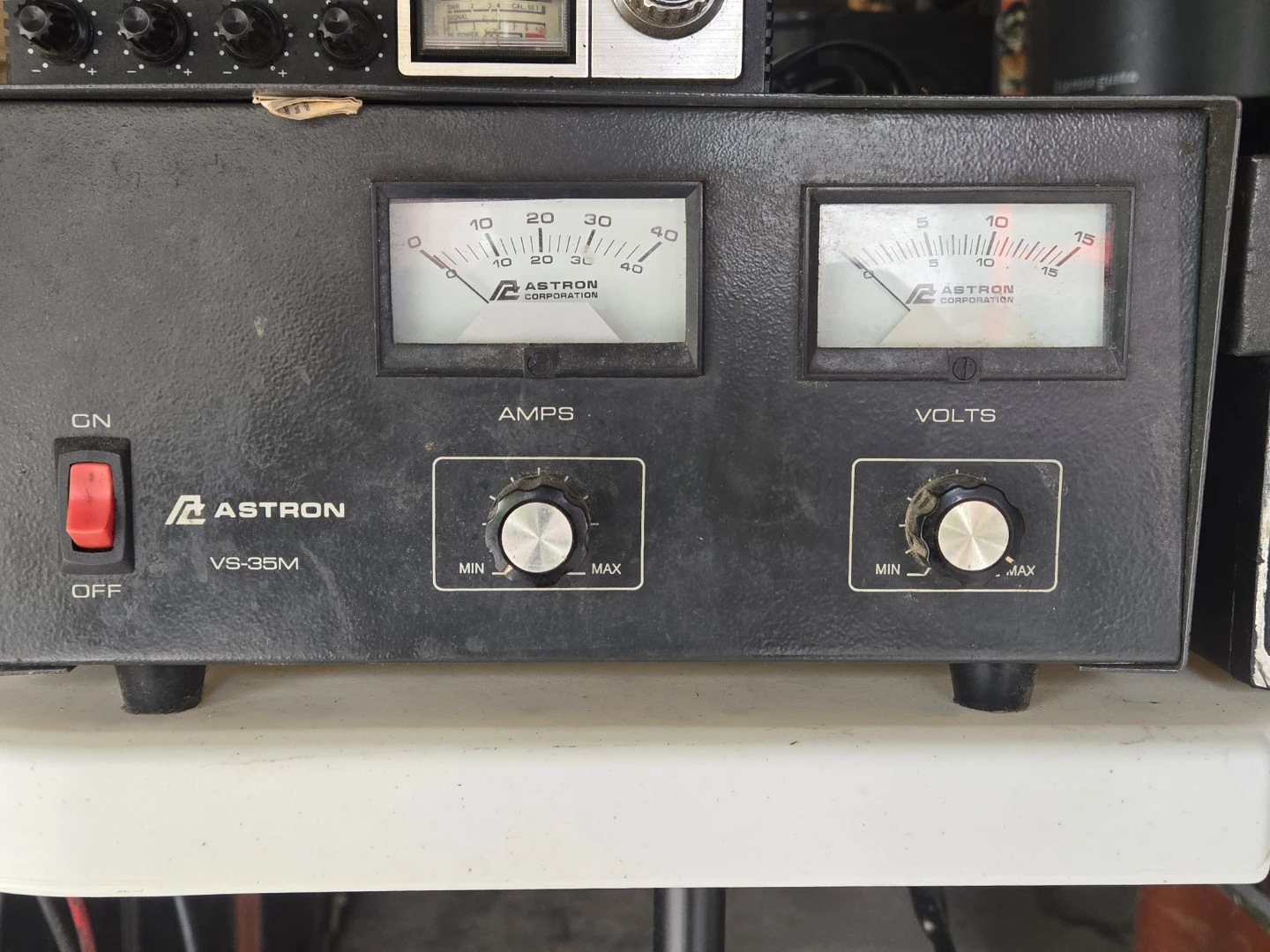 Astron VS-35M Power Supply - photo 3