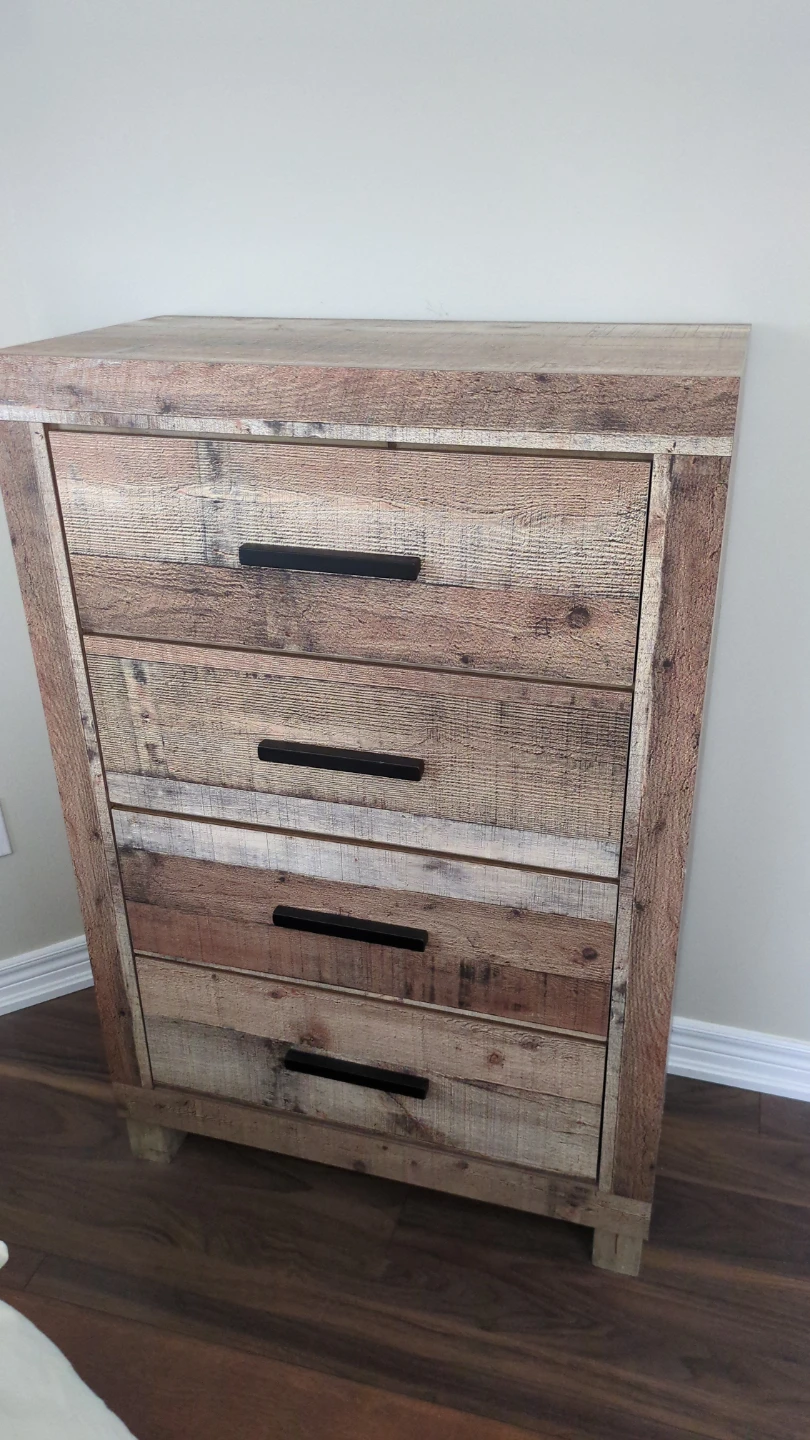 Rustic Wood 4-Drawer Dresser - photo 2