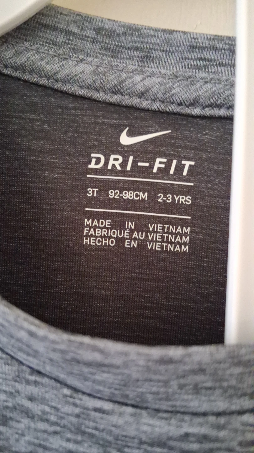 Nike Dri-Fit T-Shirt and Shorts Set - Toddler Size 3T - photo 4