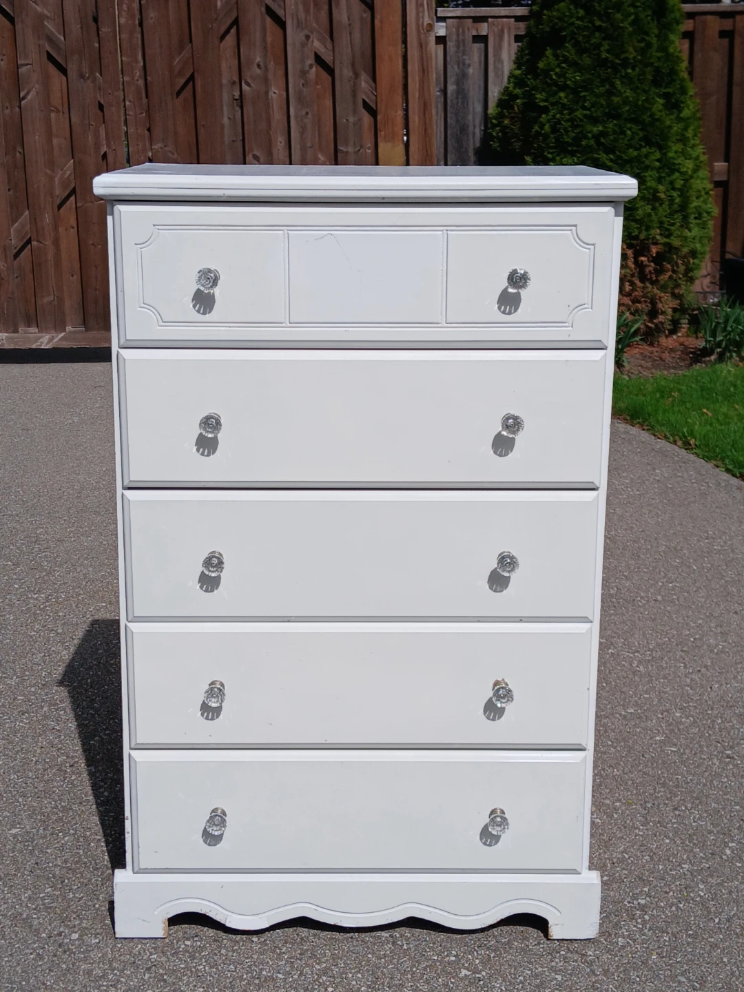 Dresser