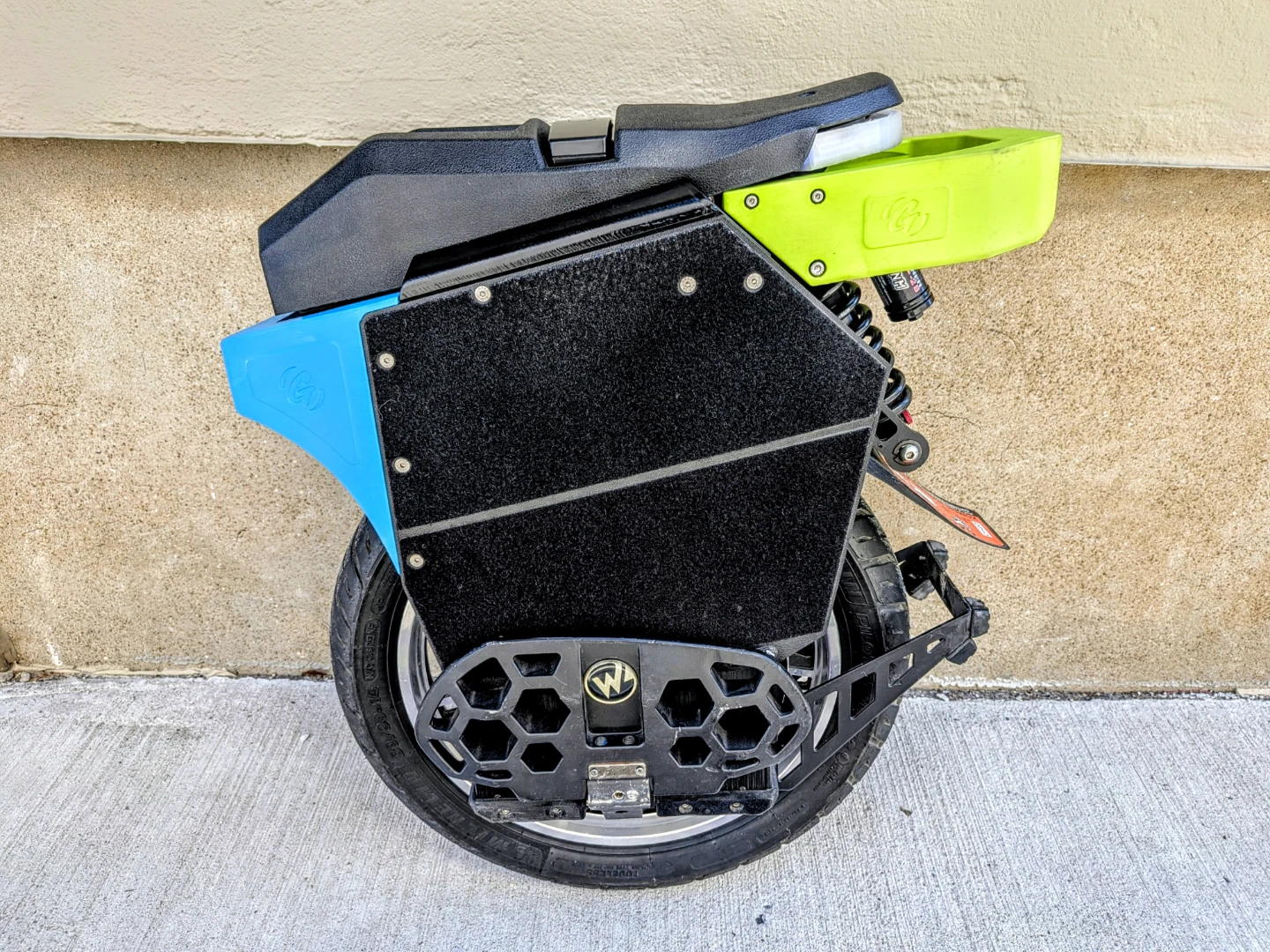 Begode Master v3 electric unicycle (EUC) - photo 2