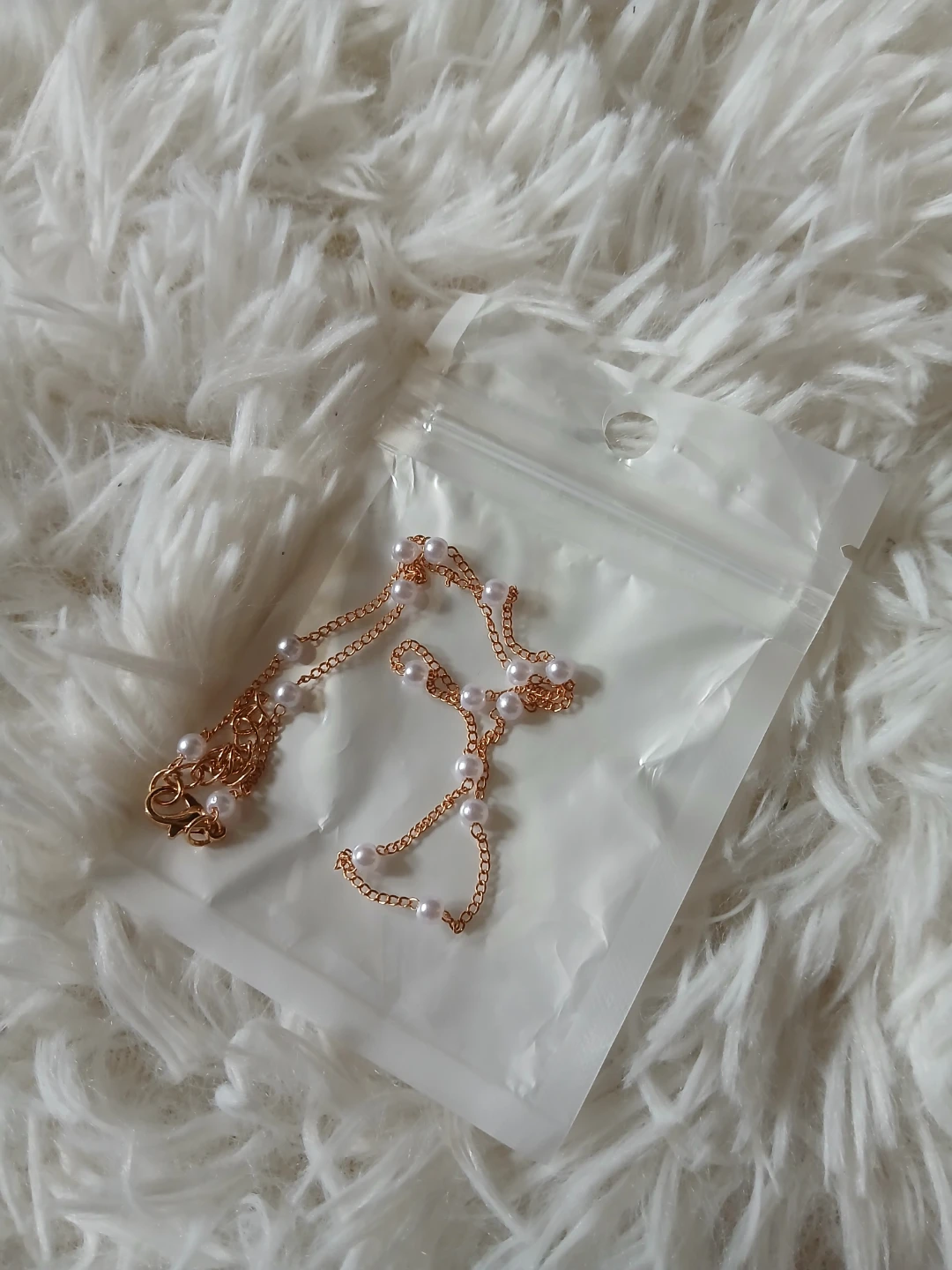 Gold-toned Chain Necklace with Faux Pearls