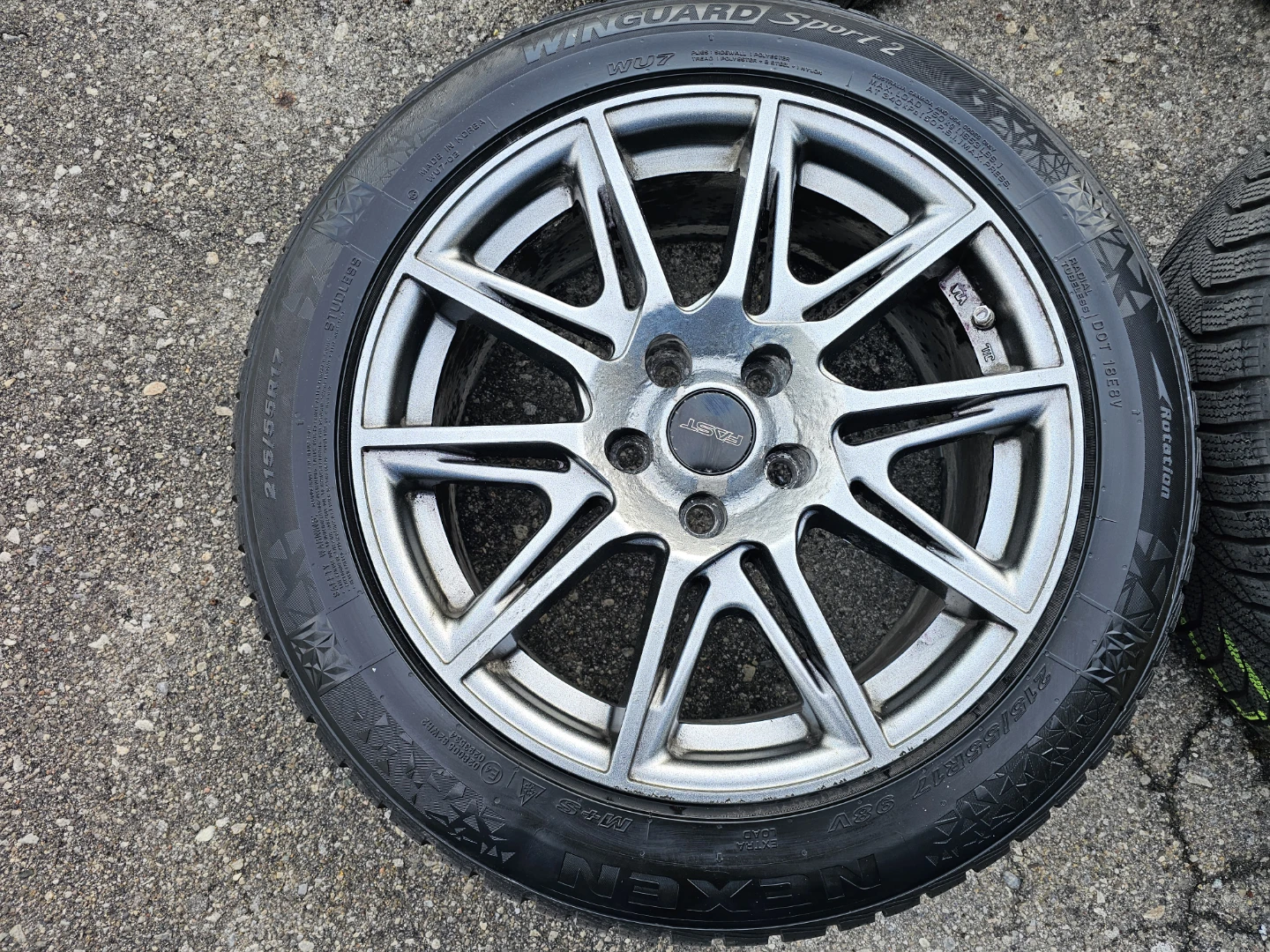 TOYOTA CAMRY, LEXUS IS/ES  WINTER TIRES ON RIMS