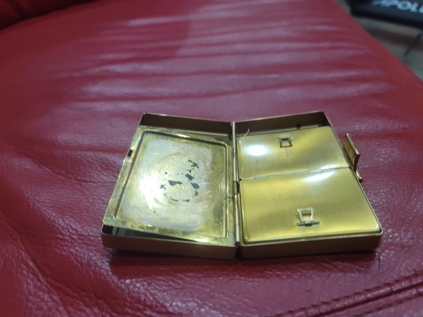 Brass Etched Leaf Pattern Cigarette Case Holder - photo 3
