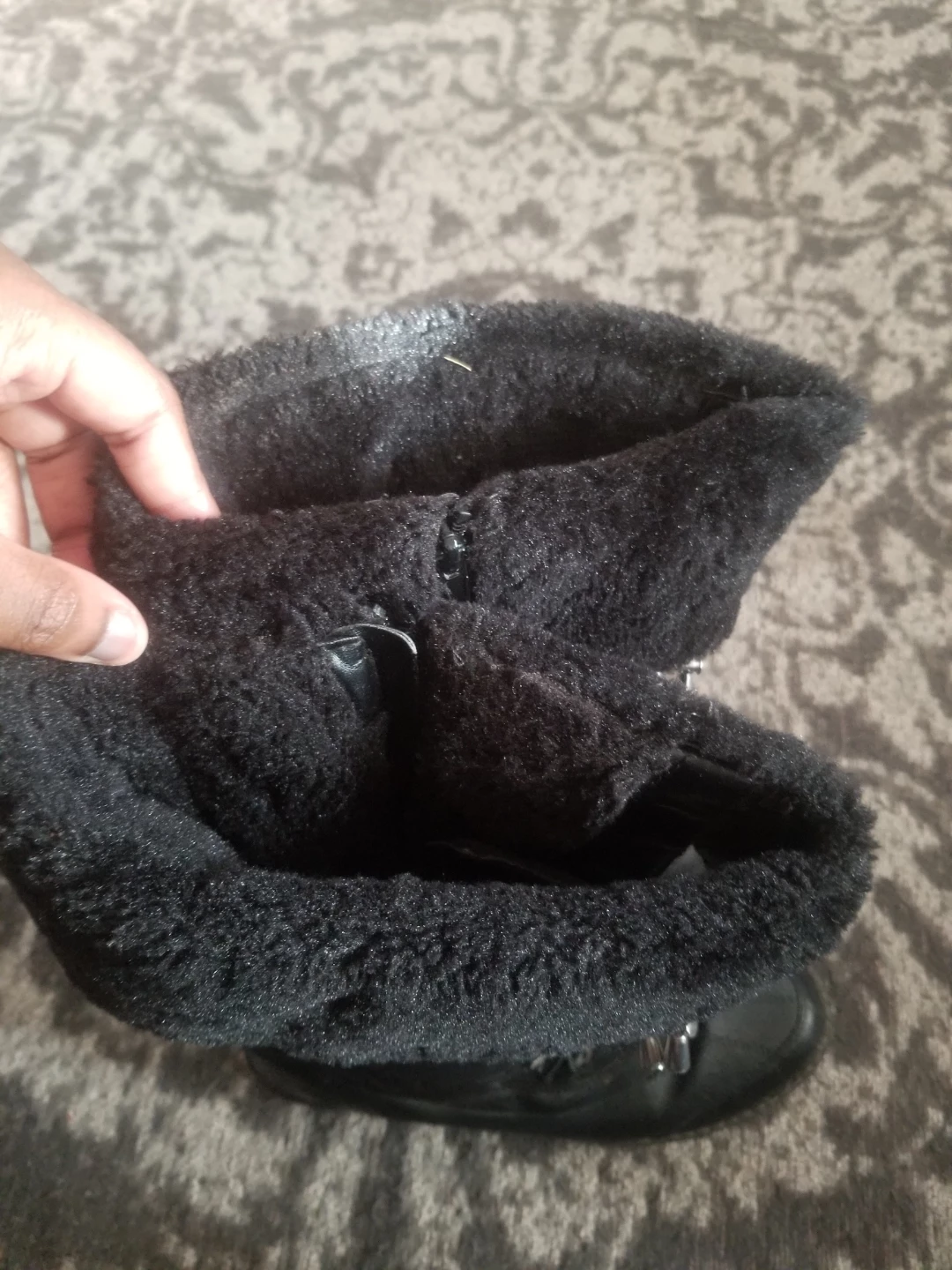 Womens Black Fur Insulation Boots Size 10 - photo 3
