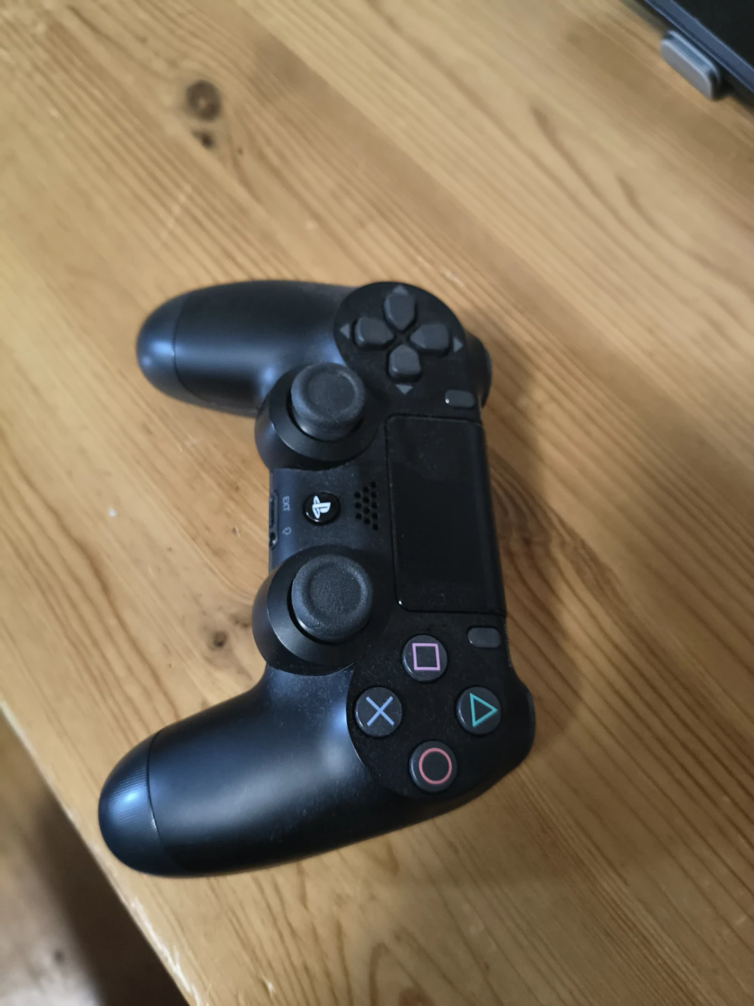 Sony PlayStation 4 DualShock 4 Controller