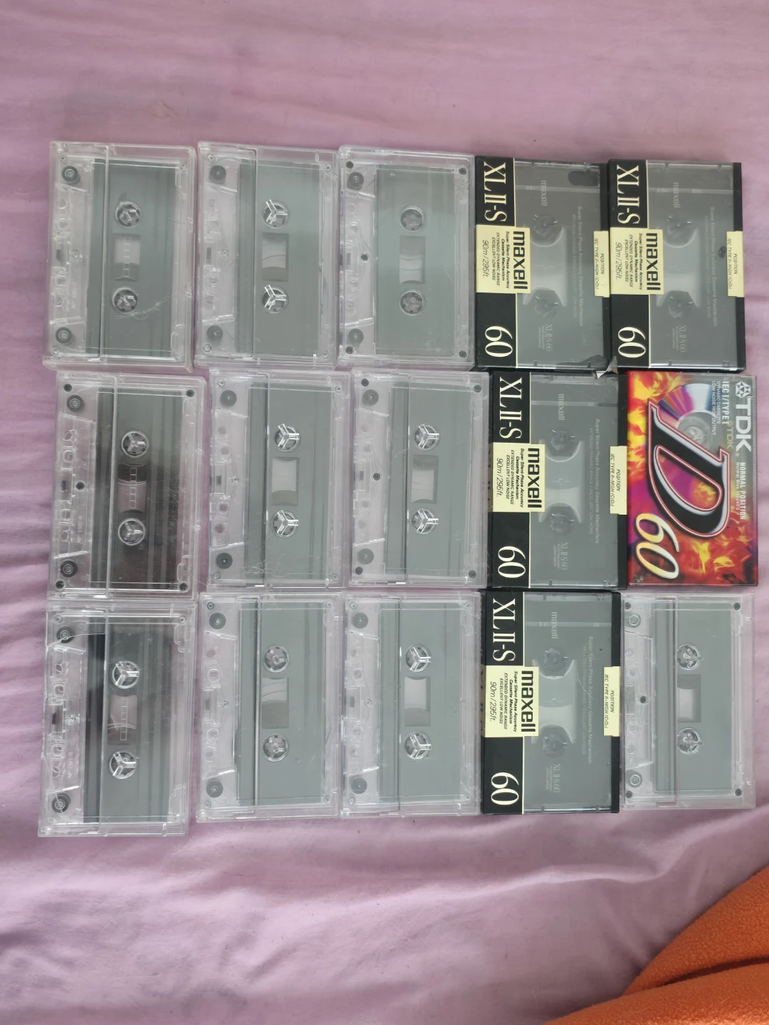 Lot of blank recordable Cassette tapes (READ DESCRIPTION)