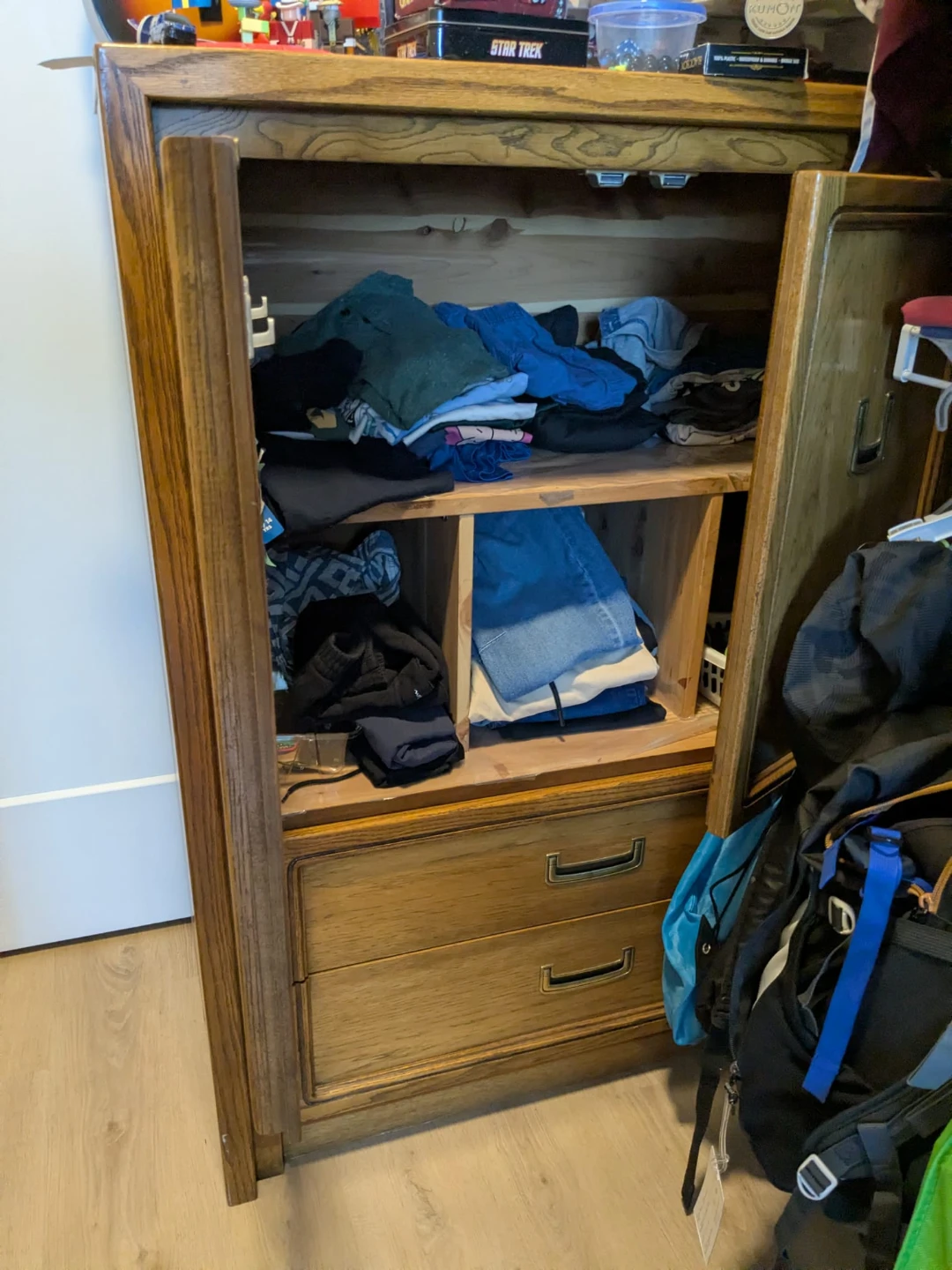 Vintage Oak Wood Wardrobe Armoire Cabinet Cupboard