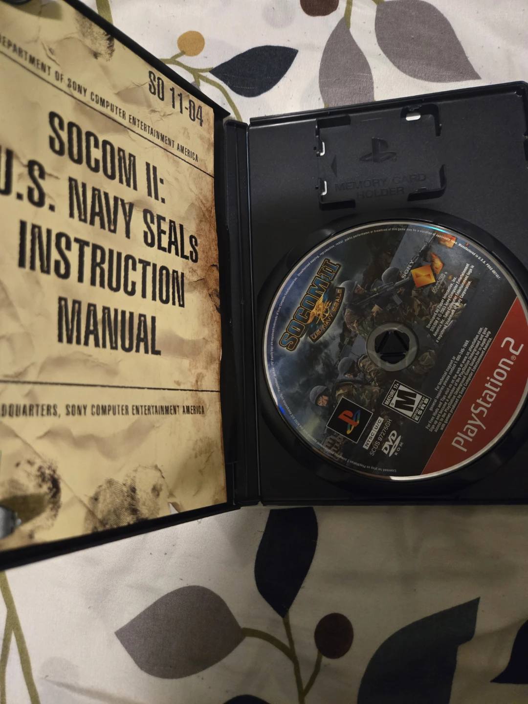 SOCOM 2: U.S. Navy SEALS CIB Greatest Hits Edition PS2 - photo 3
