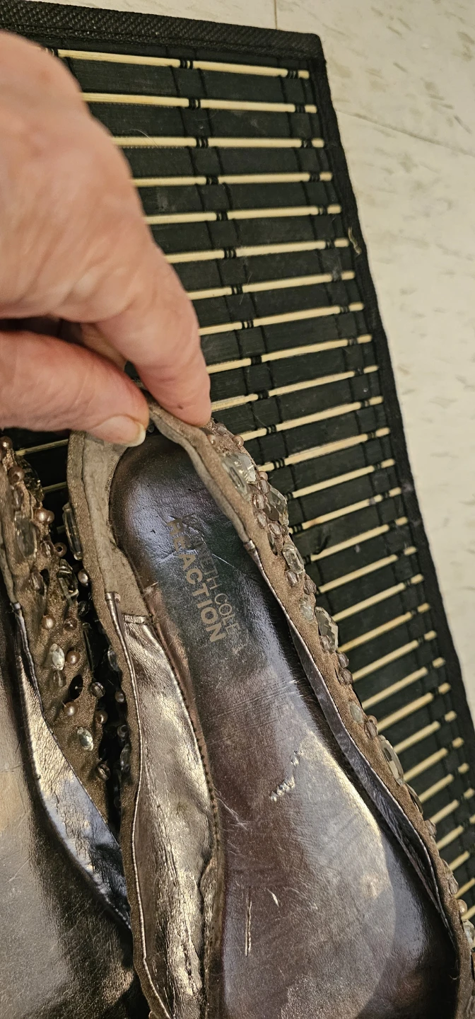 Kenneth Cole Reaction Embellished Flats - photo 2