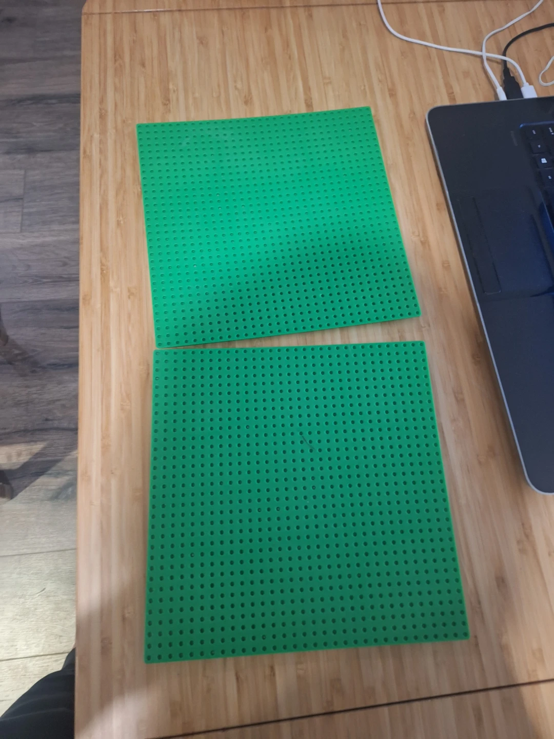 Green Lego Base Plates - 2 Pieces - photo 3