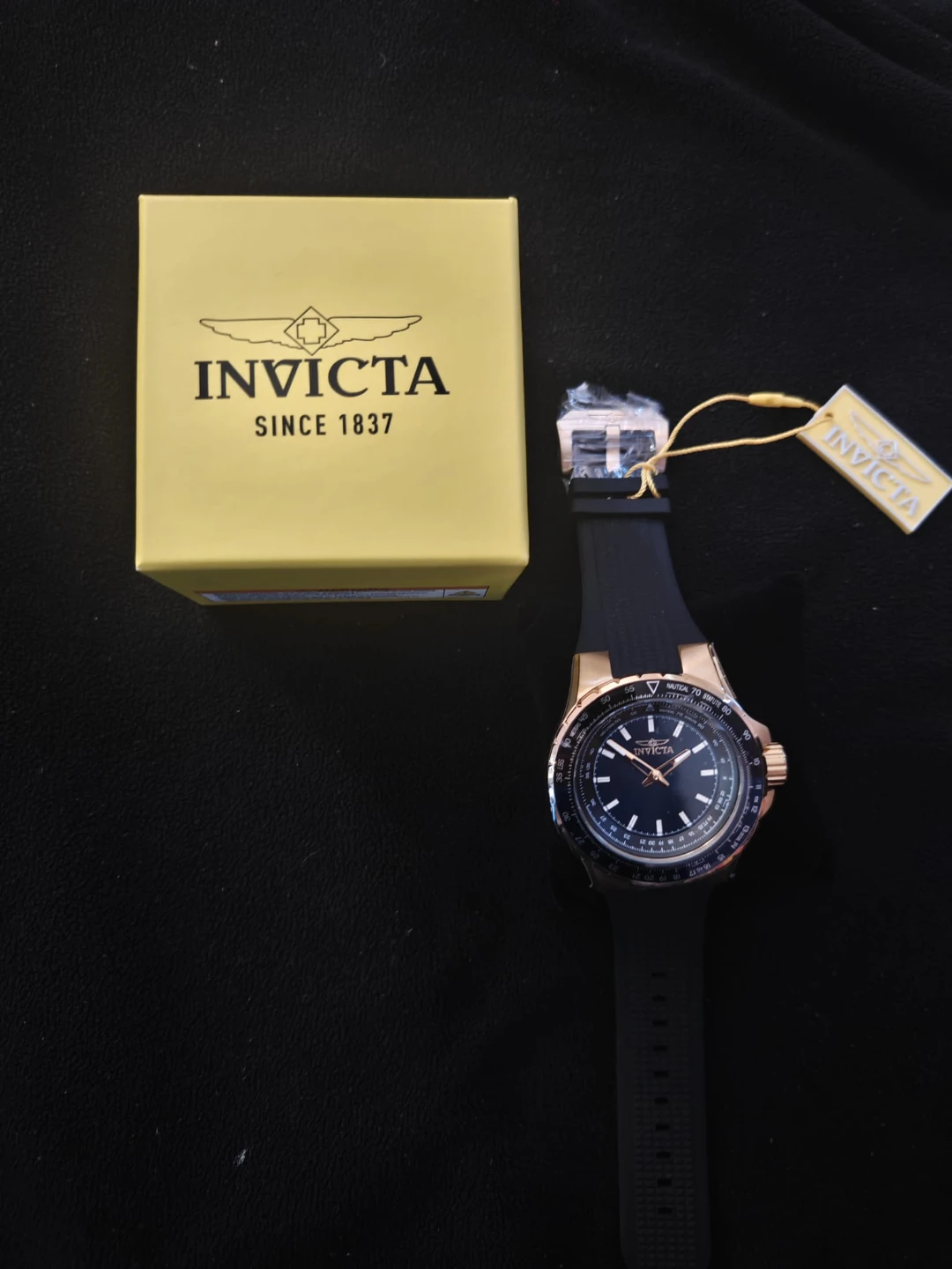 Brand New Invicta Watch for Sale Black dial
