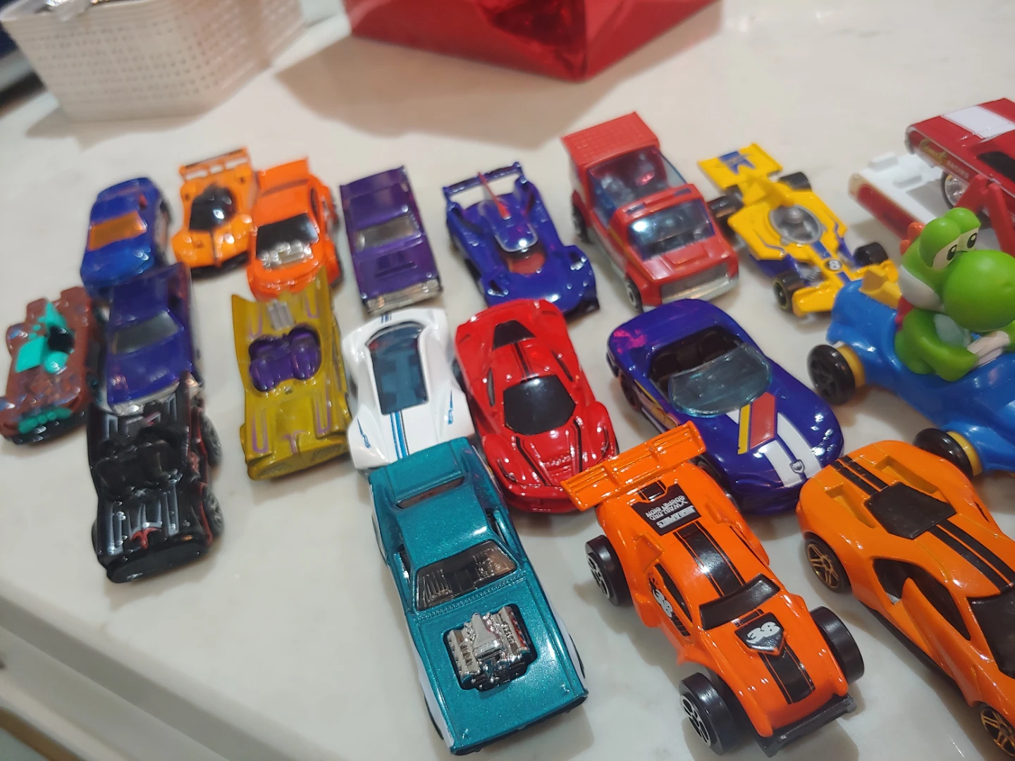 Assorted mostly Hot Wheels Toy Cars Lot - photo 2