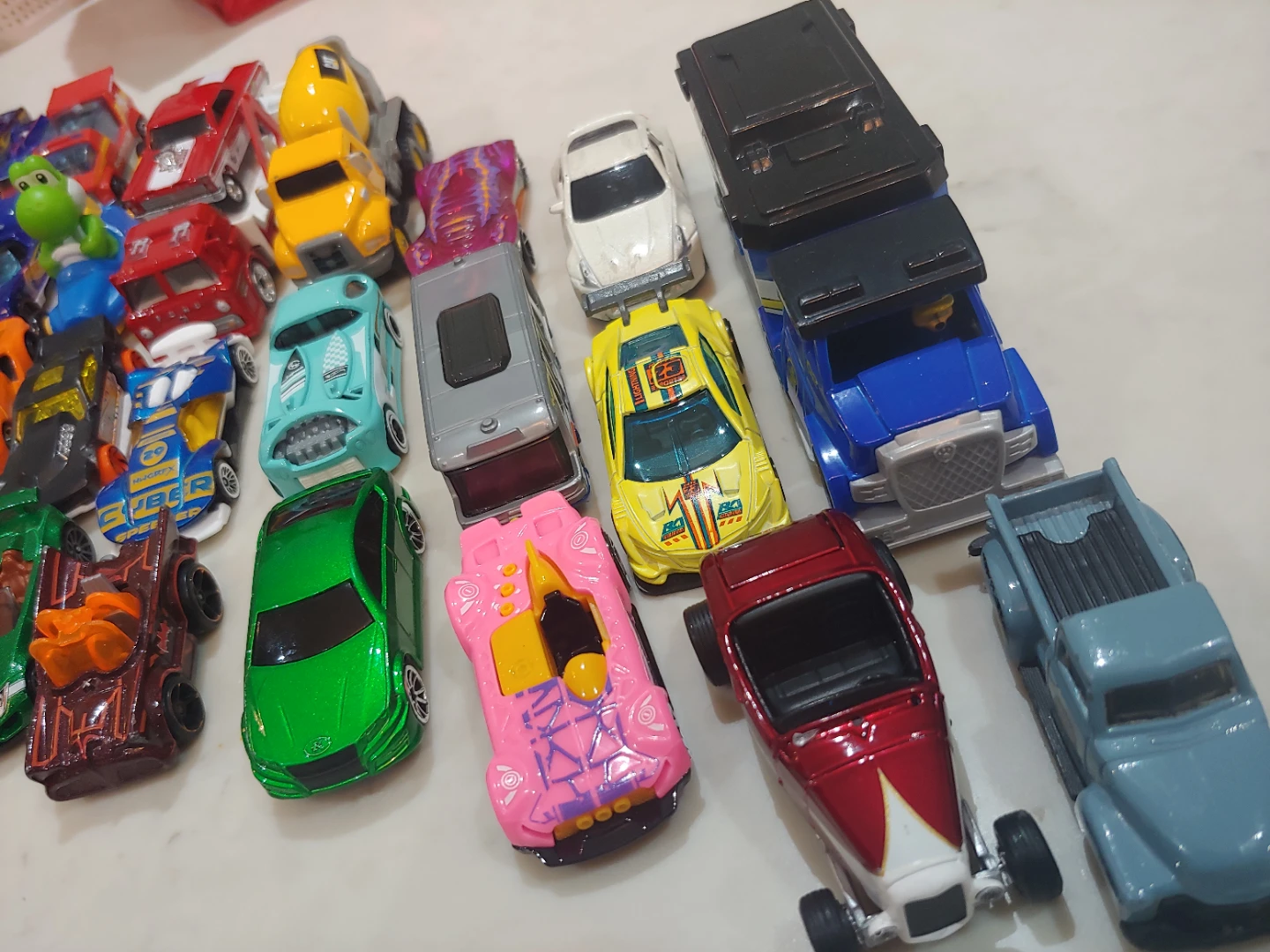 Assorted mostly Hot Wheels Toy Cars Lot - photo 4