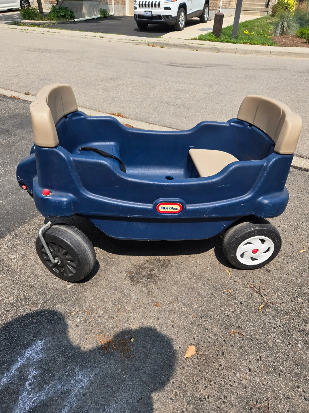 Little Tikes Blue Wagon