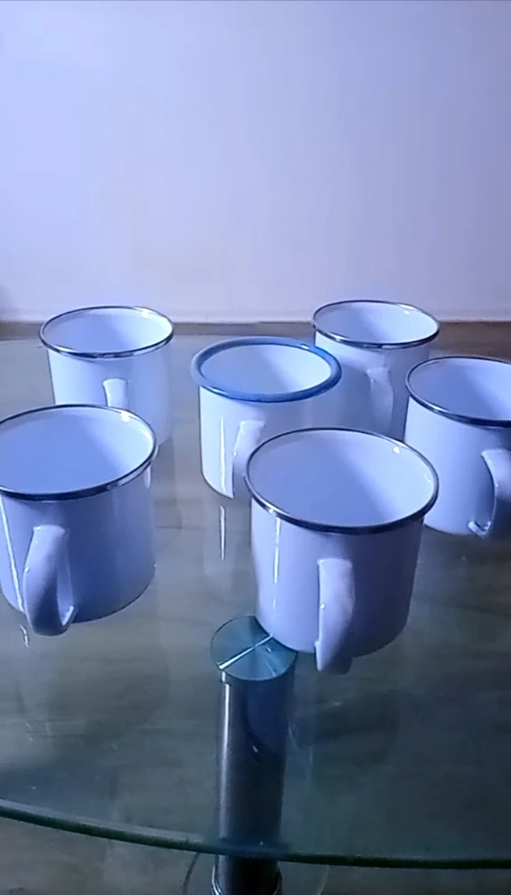 Tasses en émail – bordure bleue et unies disponible - photo 2