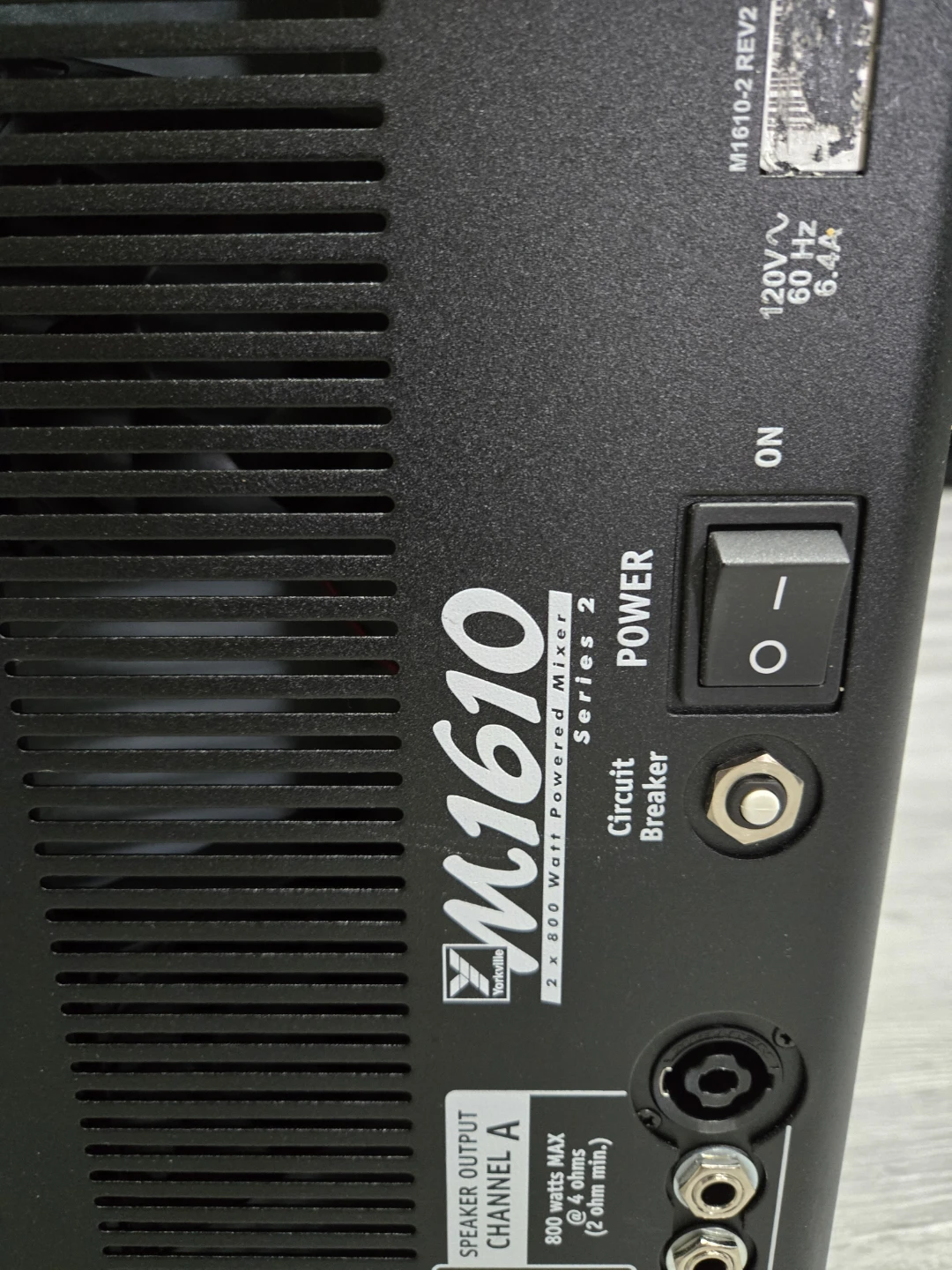 Yorkville M1610 2 x 800 Watt Powered Mixer Series 2 - photo 3