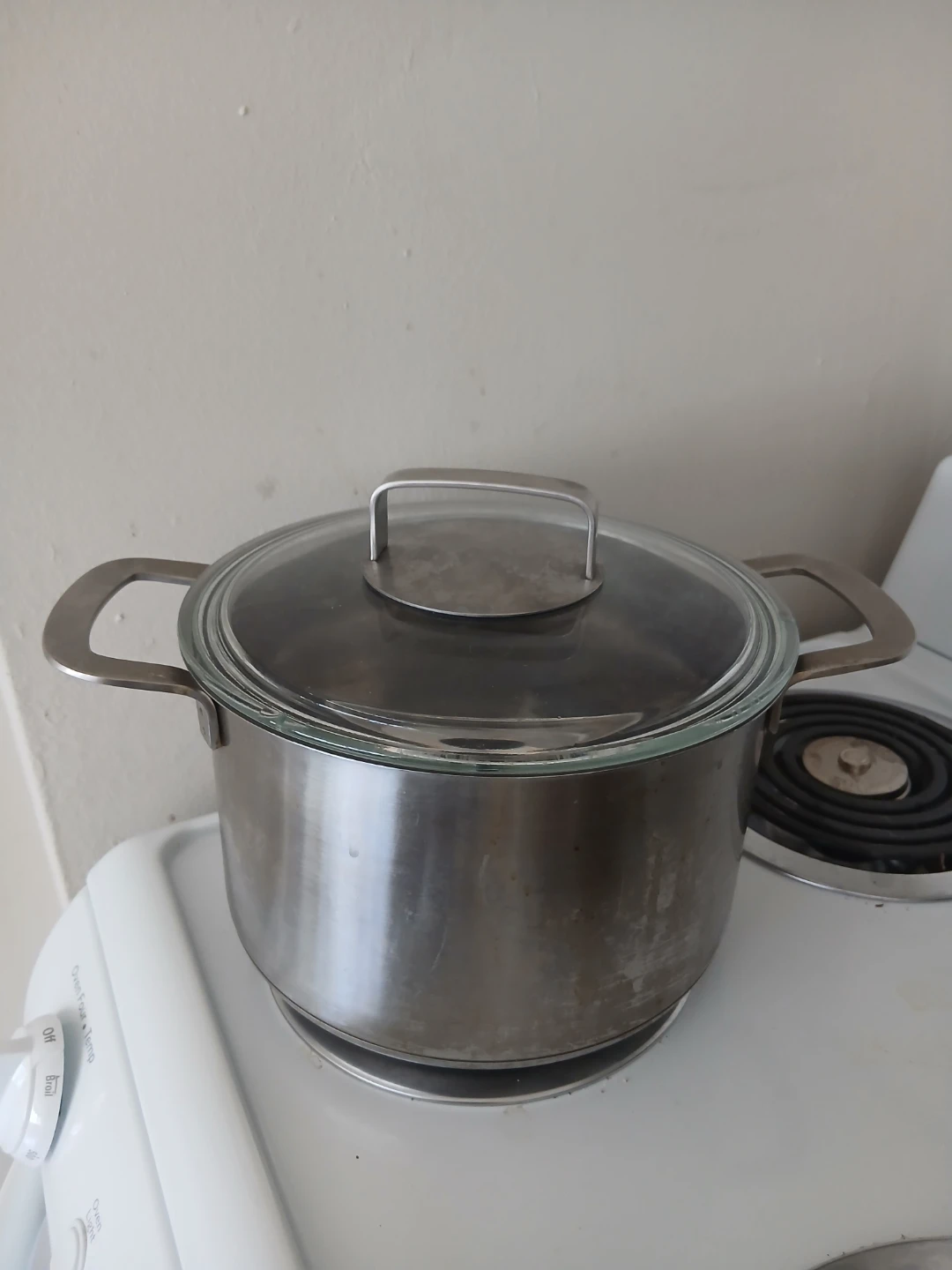 IKEA Stainless Steel Pot with Lid - 4 Liter