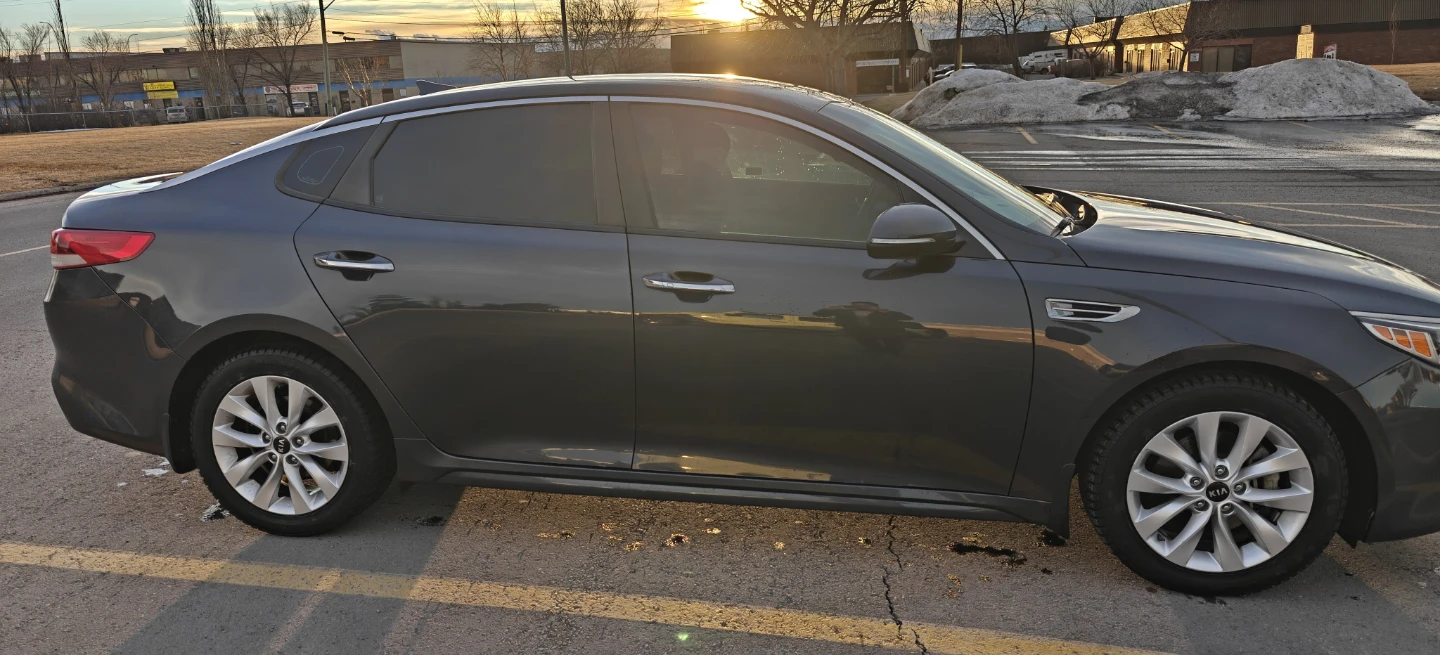 Dark Grey Kia Optima Sedan - photo 5