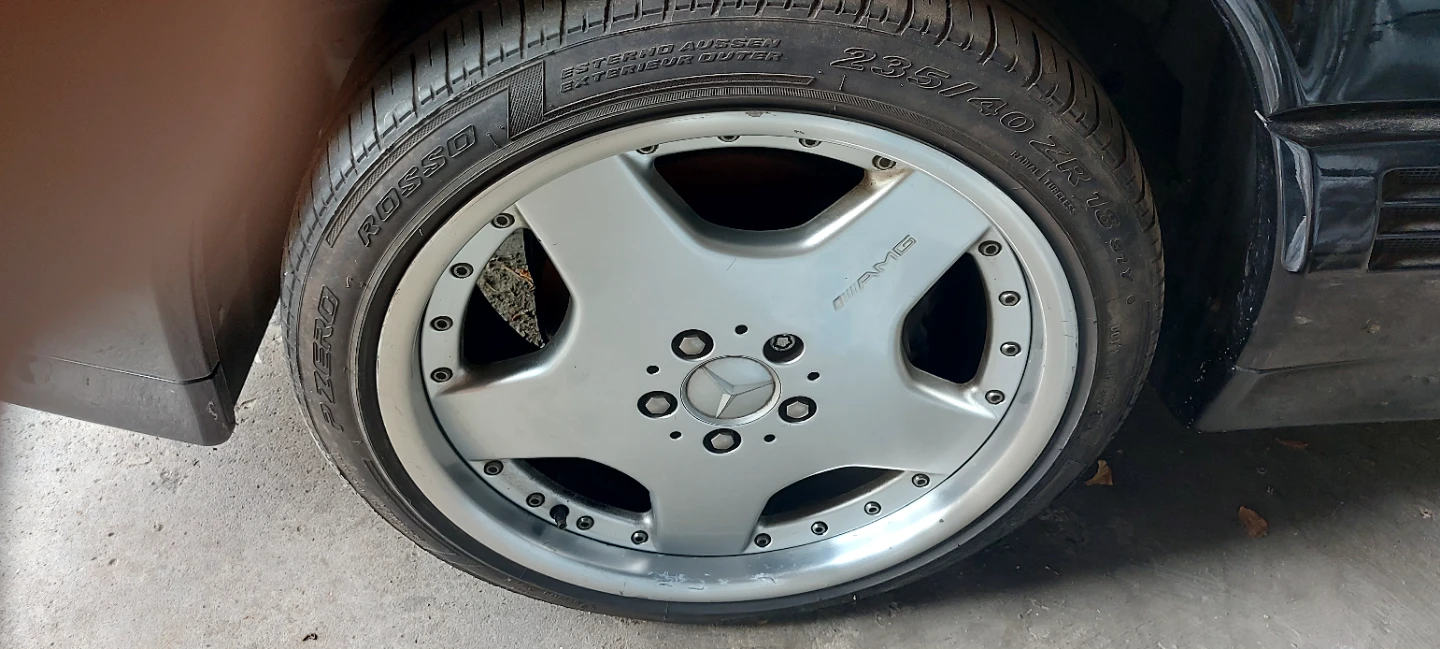 Mercedes-Benz AMG Alloy Wheel with Pirelli Tire - photo 3