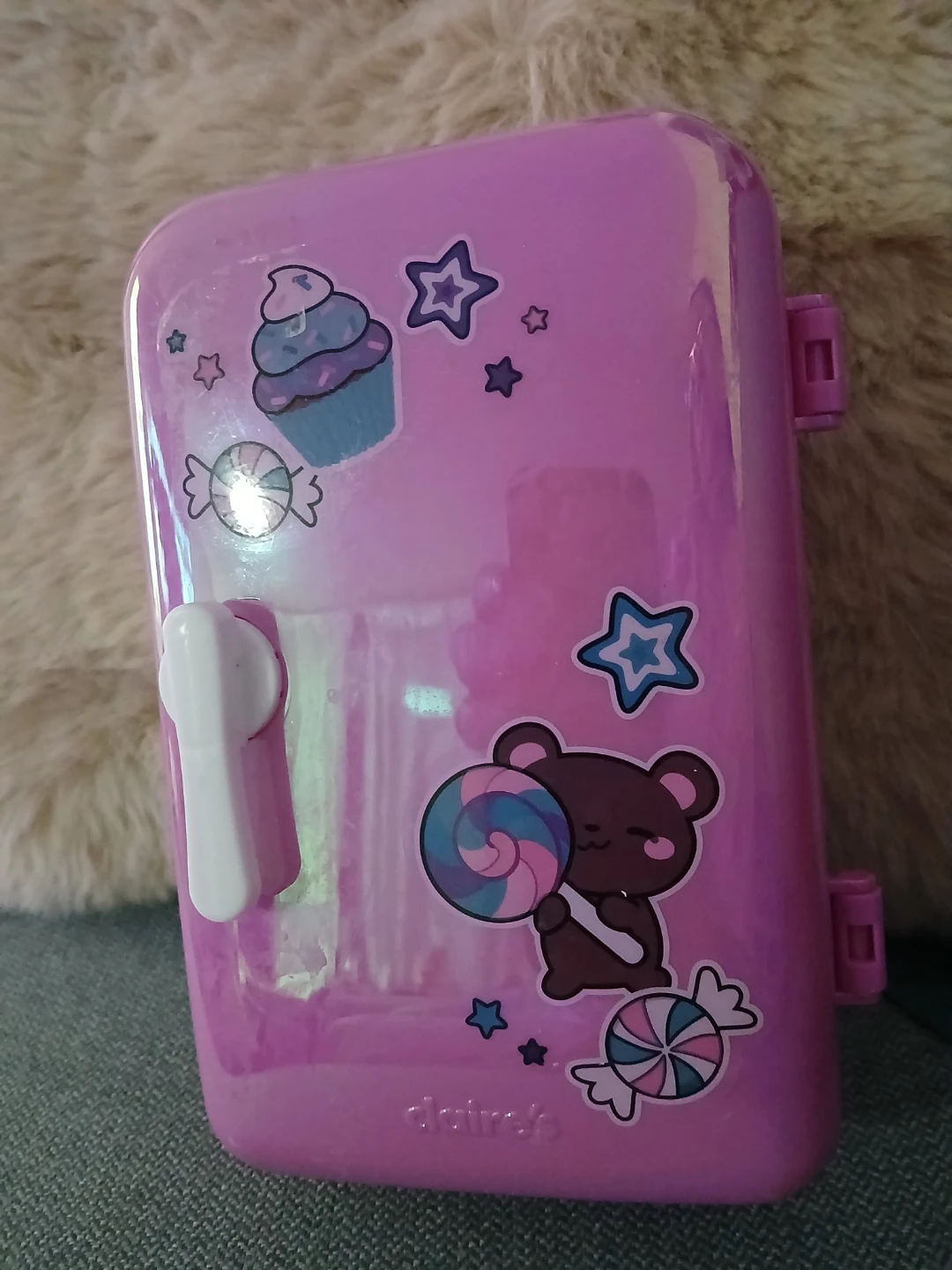 Claire's Pink Mini Fridge Toy with Food Decals