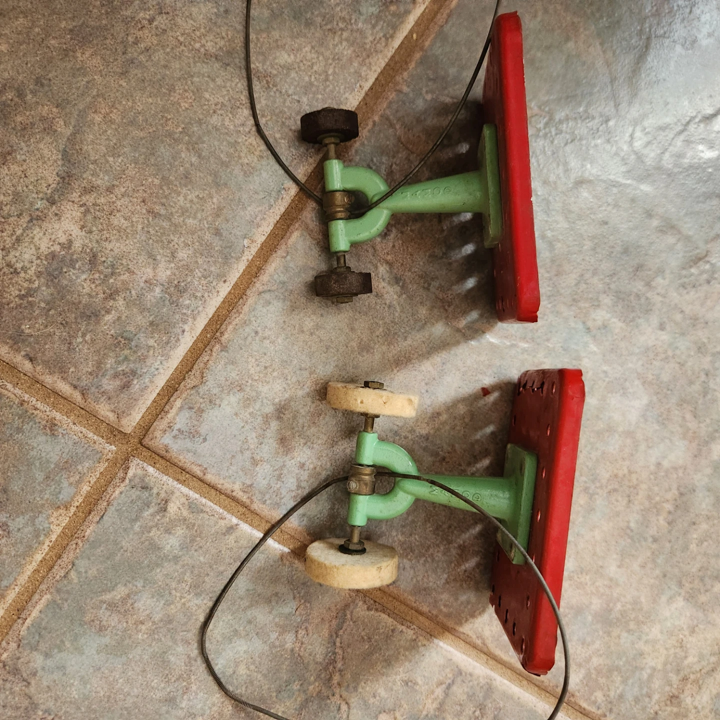 Pair Mamod Steam Engine accossories polisher & grinder - photo 4