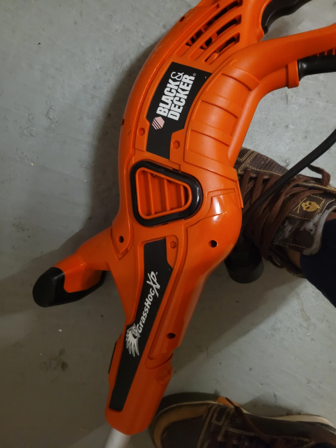 Black & Decker GH1000 String Trimmer - photo 5