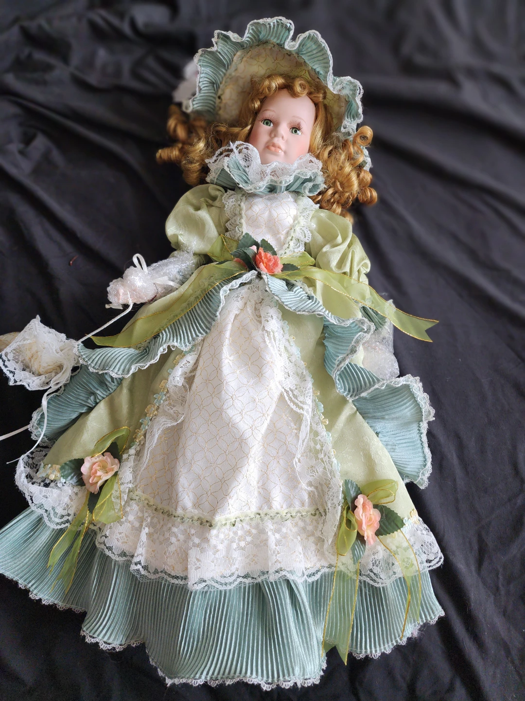 Porcelain Doll - photo 3