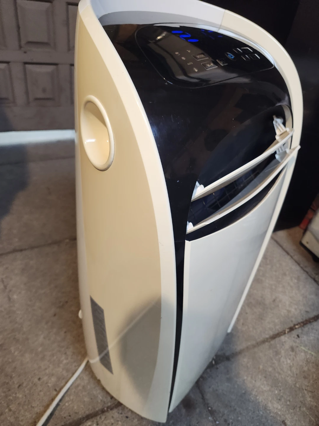 10000 BTU Portable Air Conditioner - photo 2