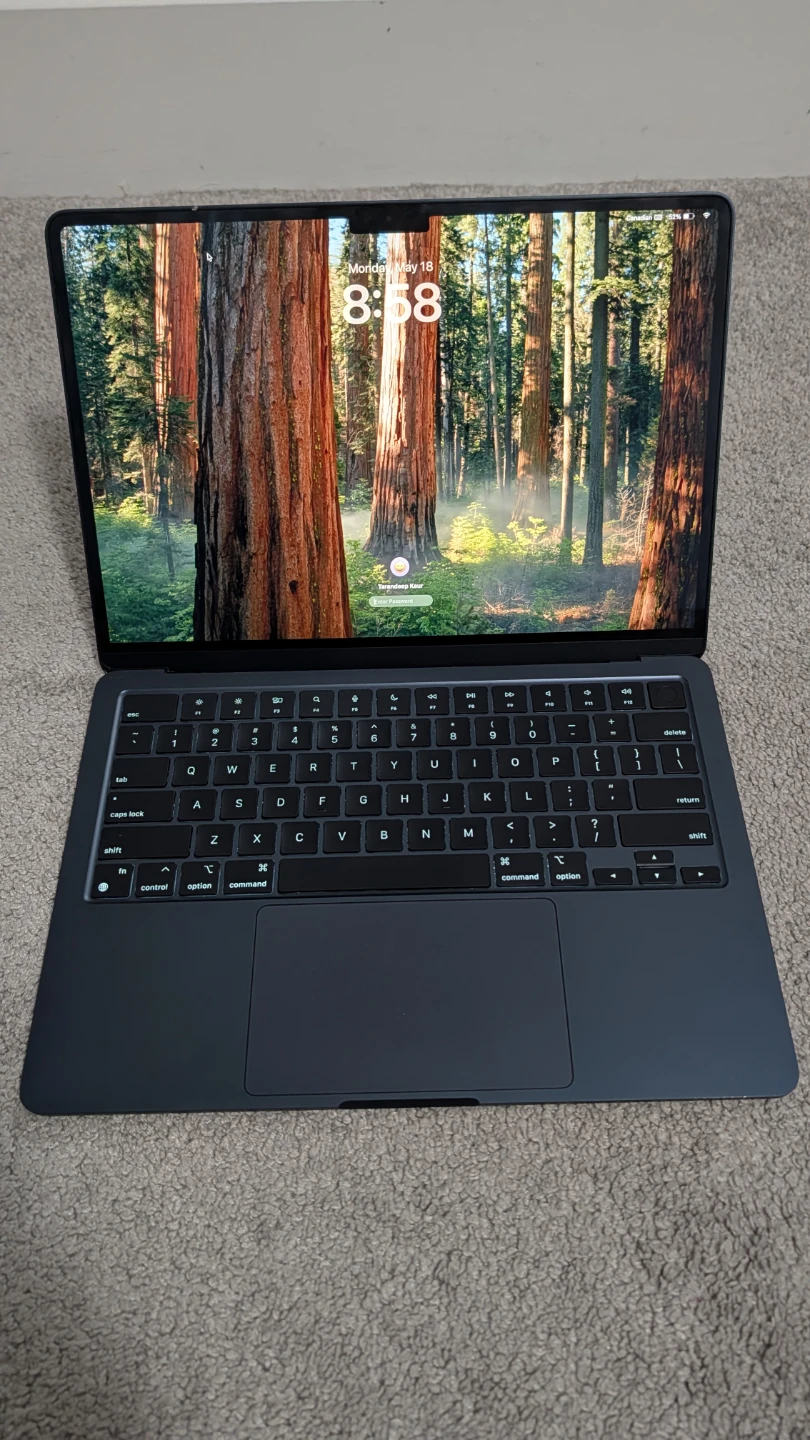 💻 MacBook Air 13" M3 2024 – 512GB SSD – Like New Condition - photo 2