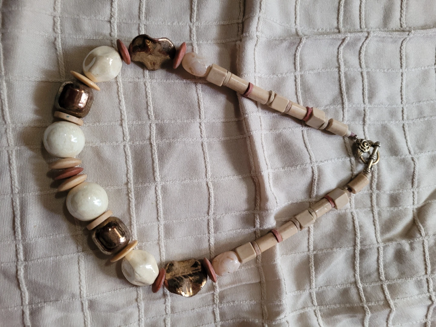 Beaded Necklace with Mixed Materials - photo 2