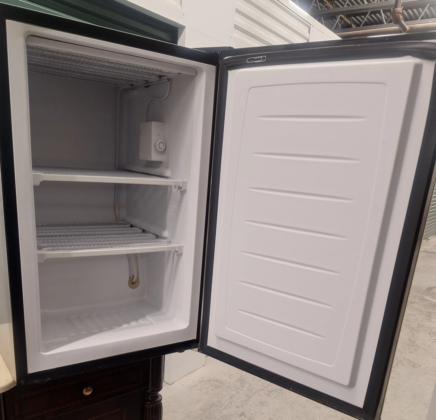 Magic Chef Mini Refrigerator 3.0 - photo 2