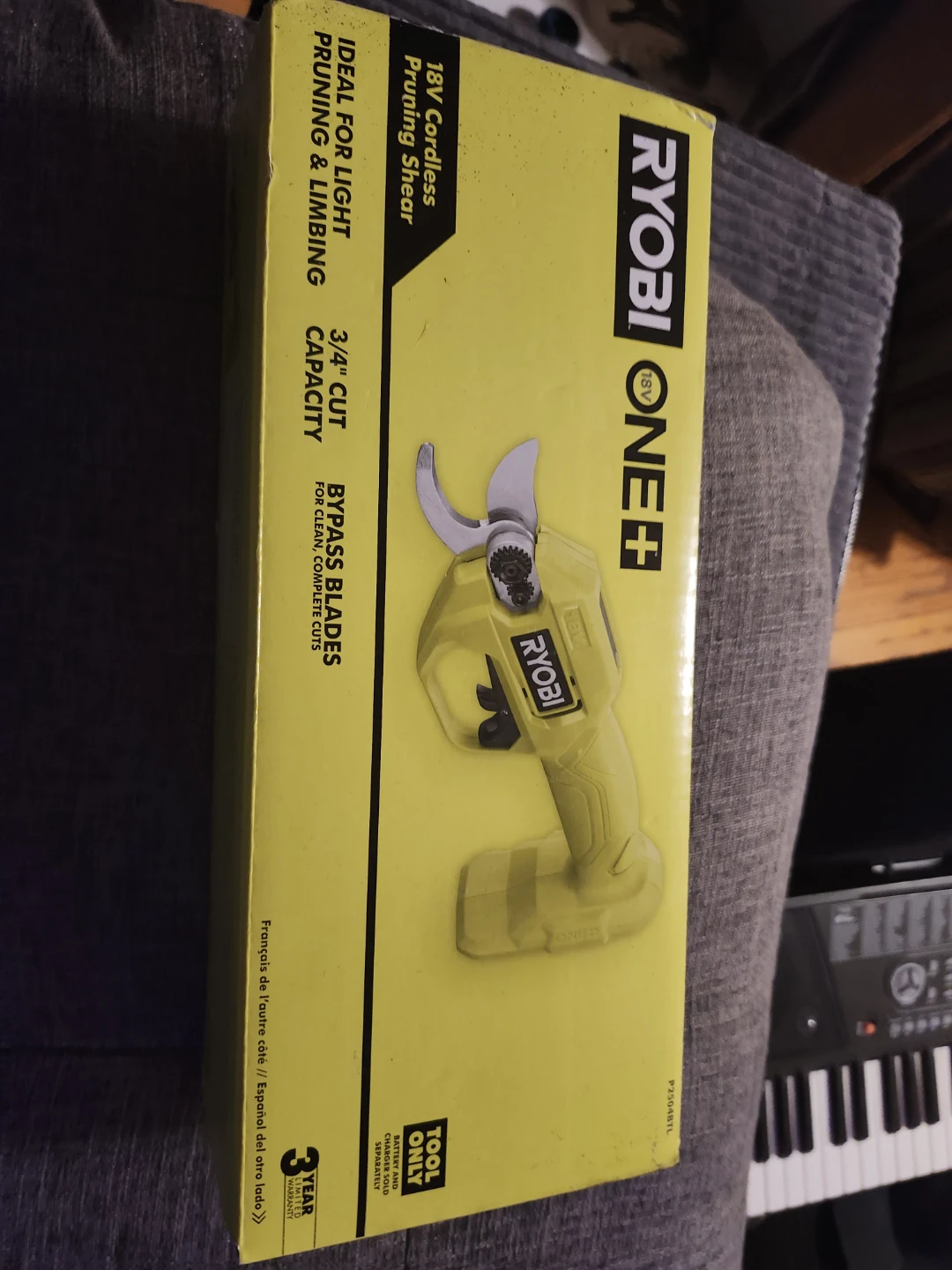Ryobi ONE+ 18V Cordless Pruning Shear - Tool Only