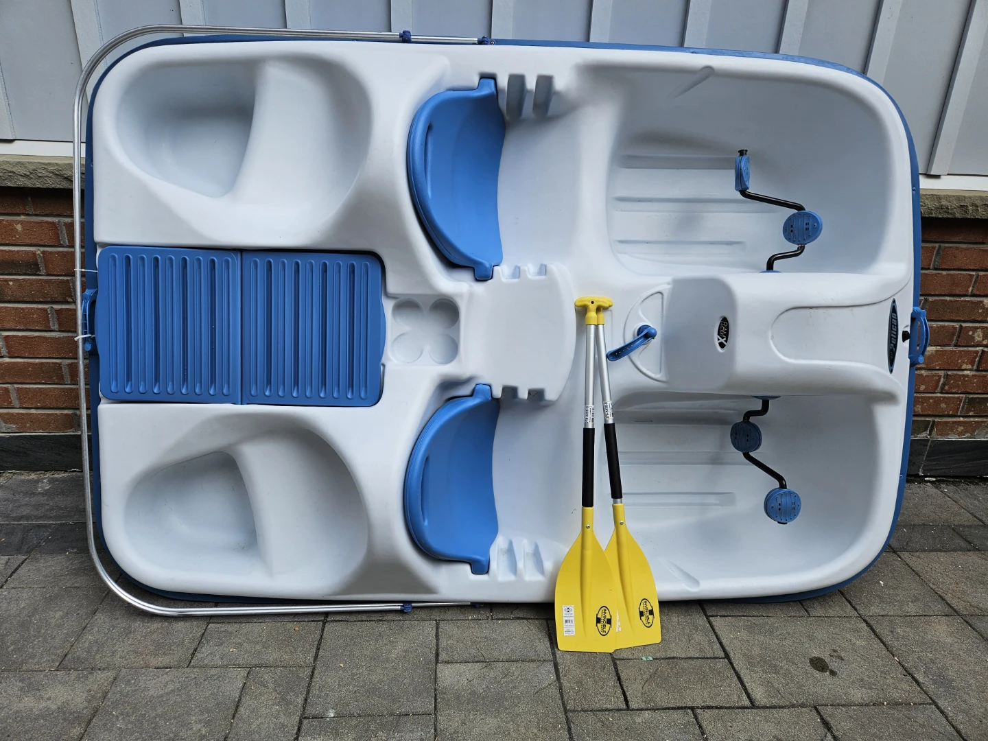 Pelican Pedal Boat with Paddles - photo 2