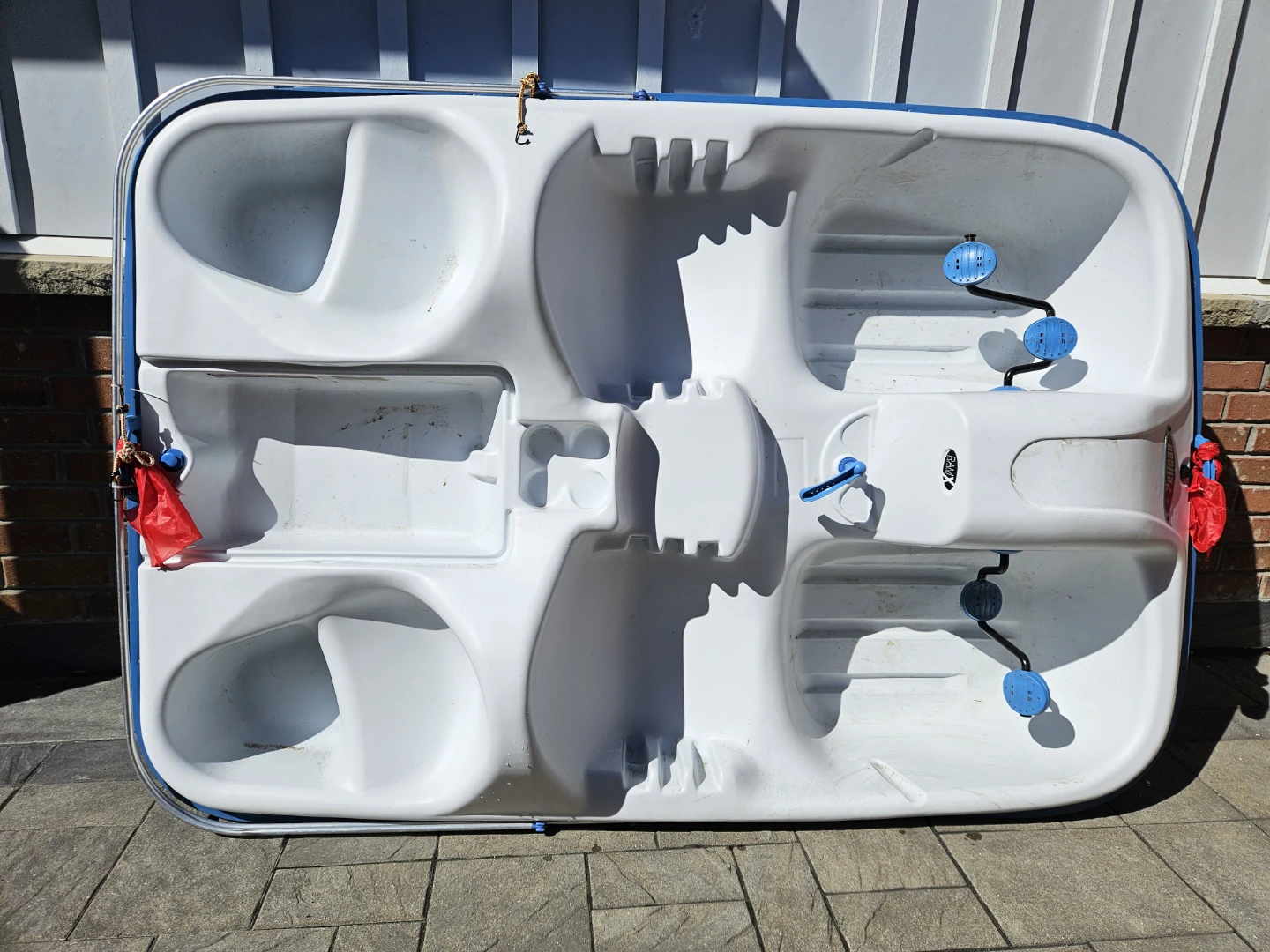 Pelican Pedal Boat with Paddles - photo 3