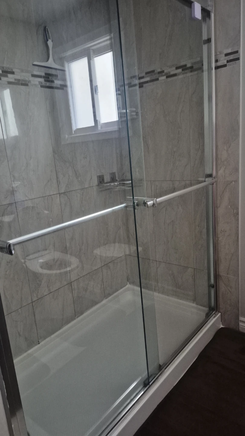 One room onthe upper floor for rent - photo 2